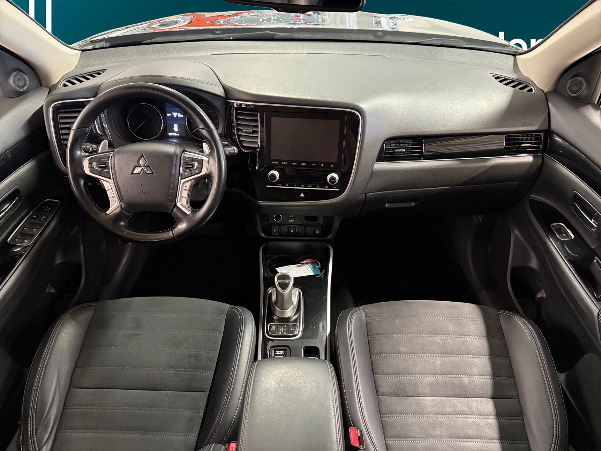 MITSUBISHI Outlander PHEV 2021