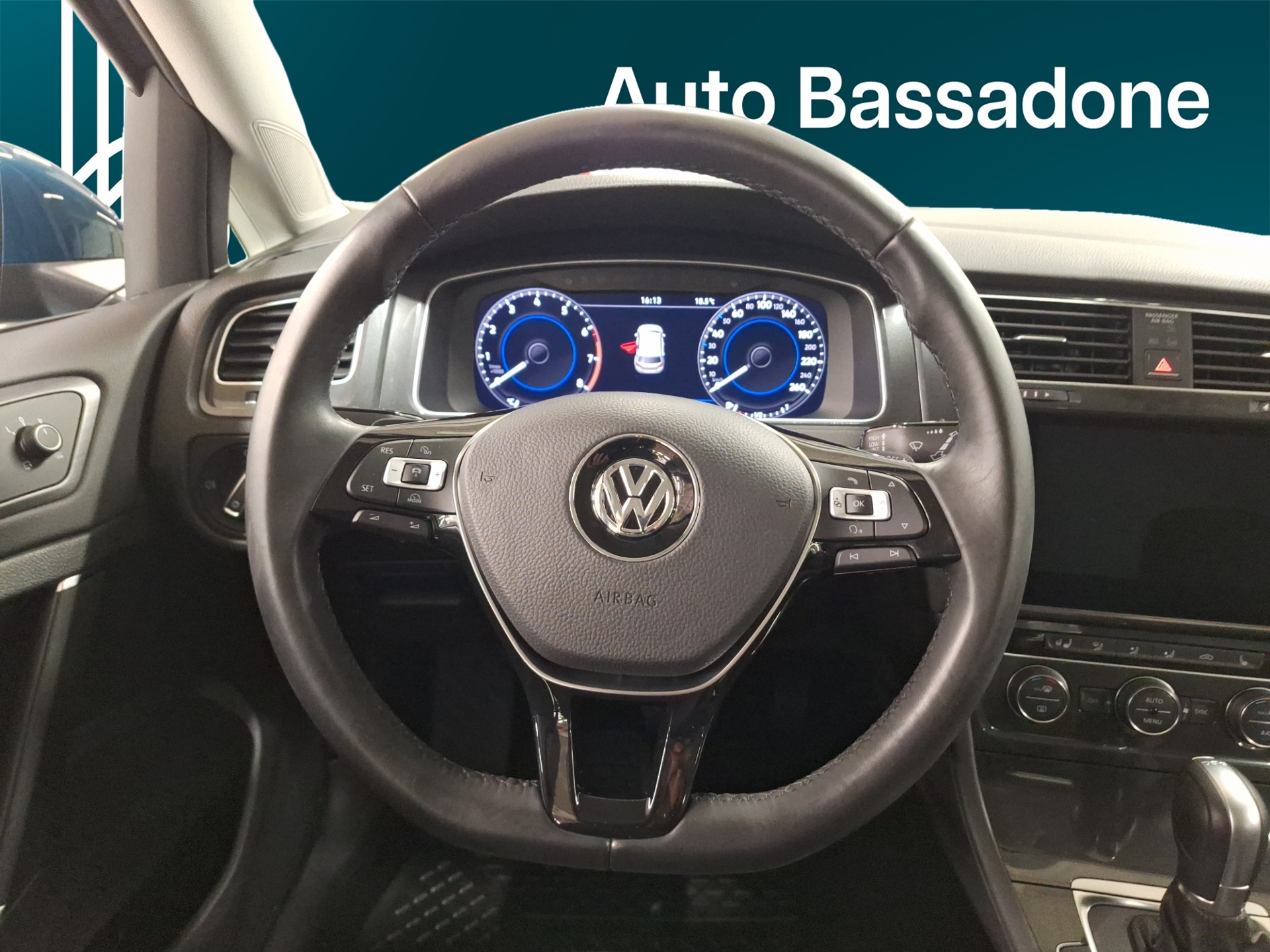 VOLKSWAGEN Golf 2018