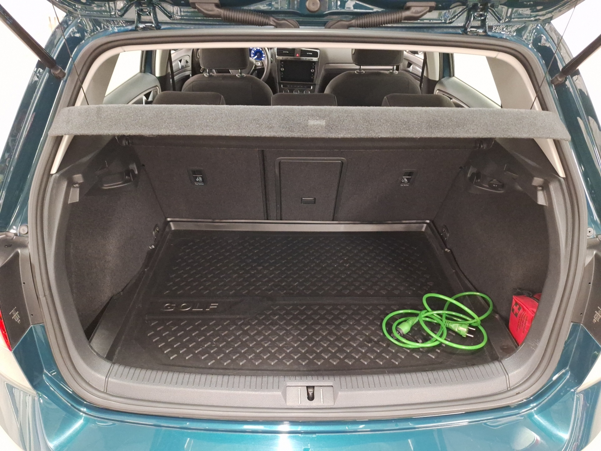 VOLKSWAGEN Golf 2018