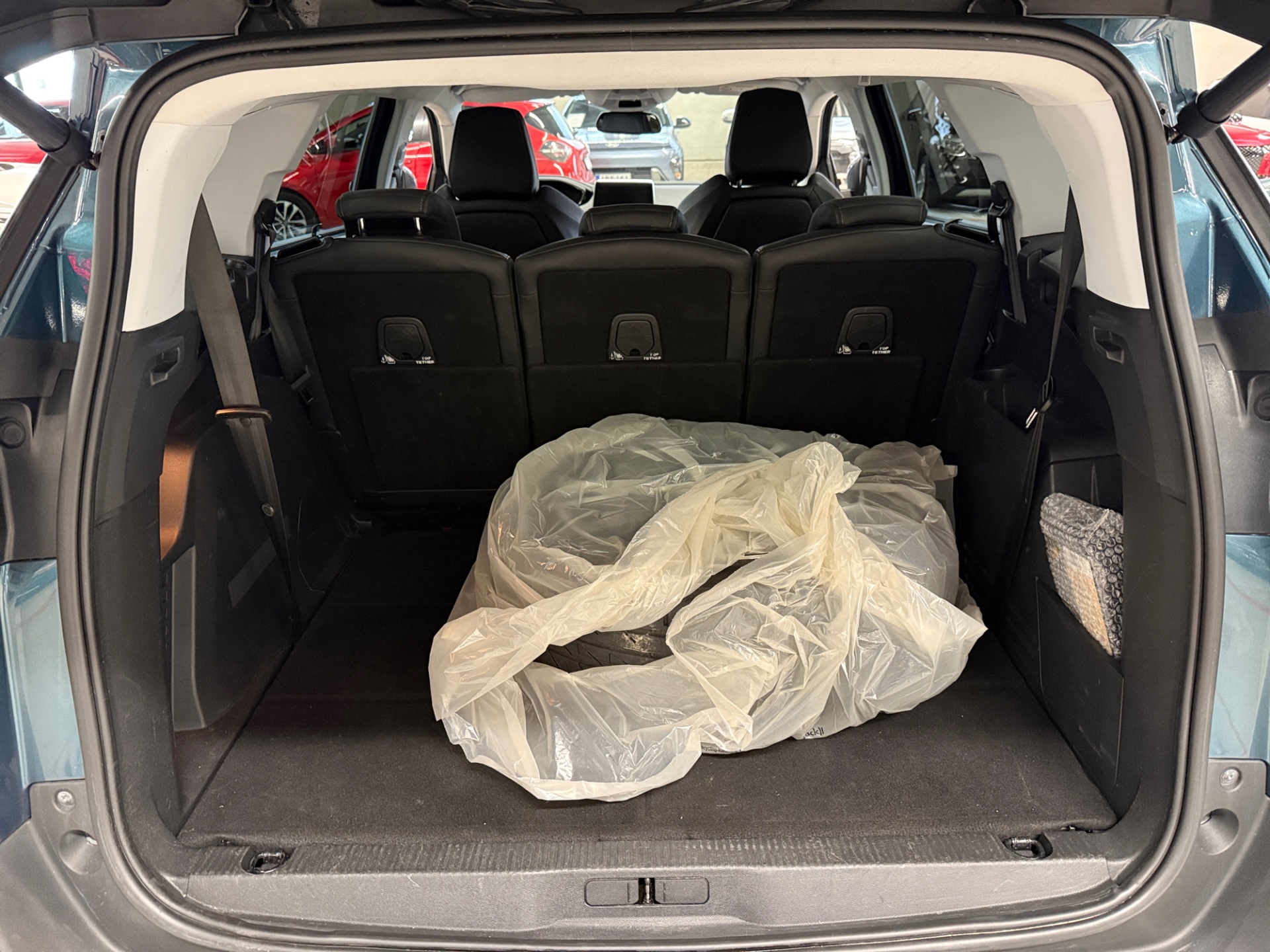 PEUGEOT 5008 2019