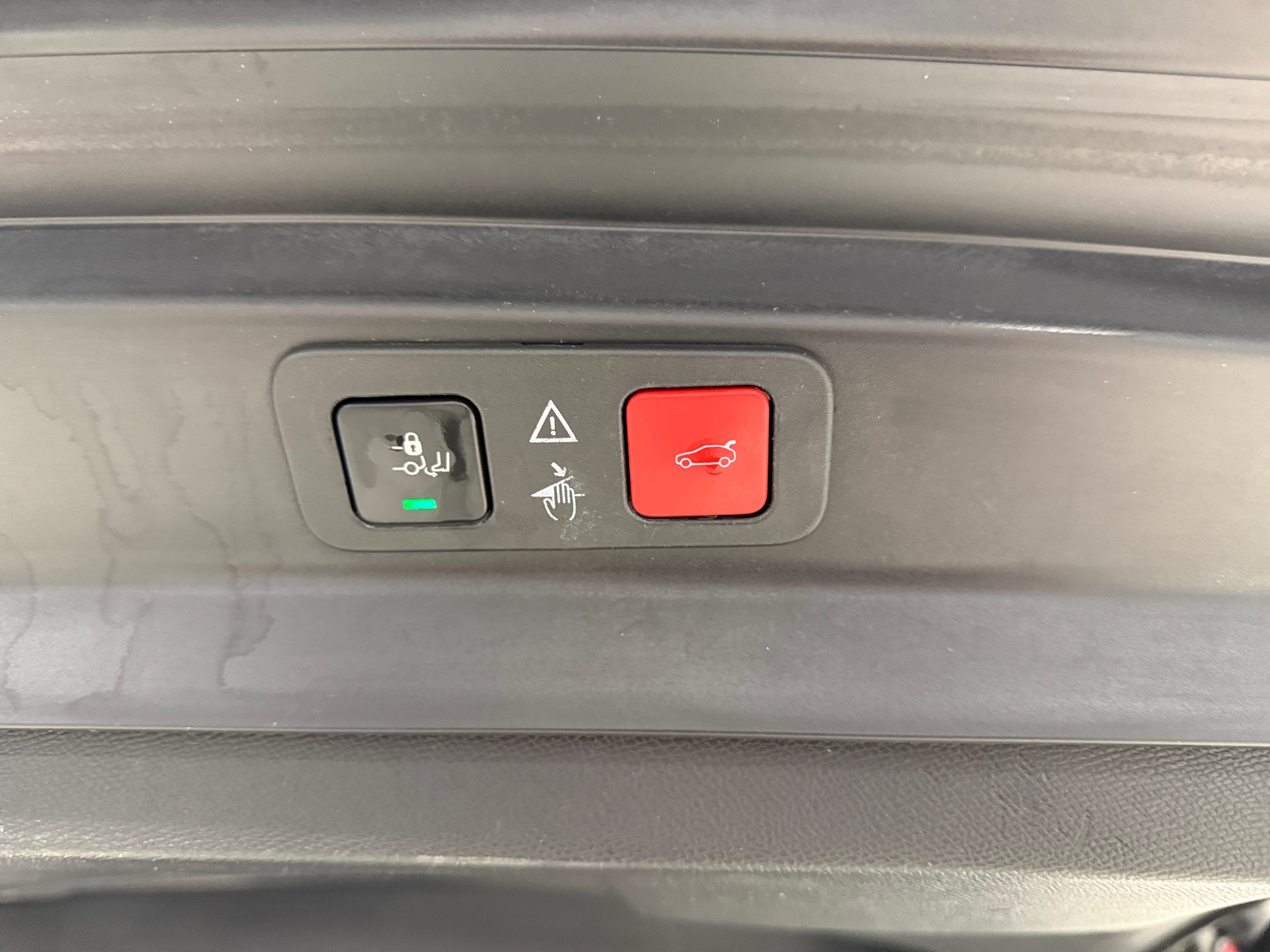 PEUGEOT 5008 2019