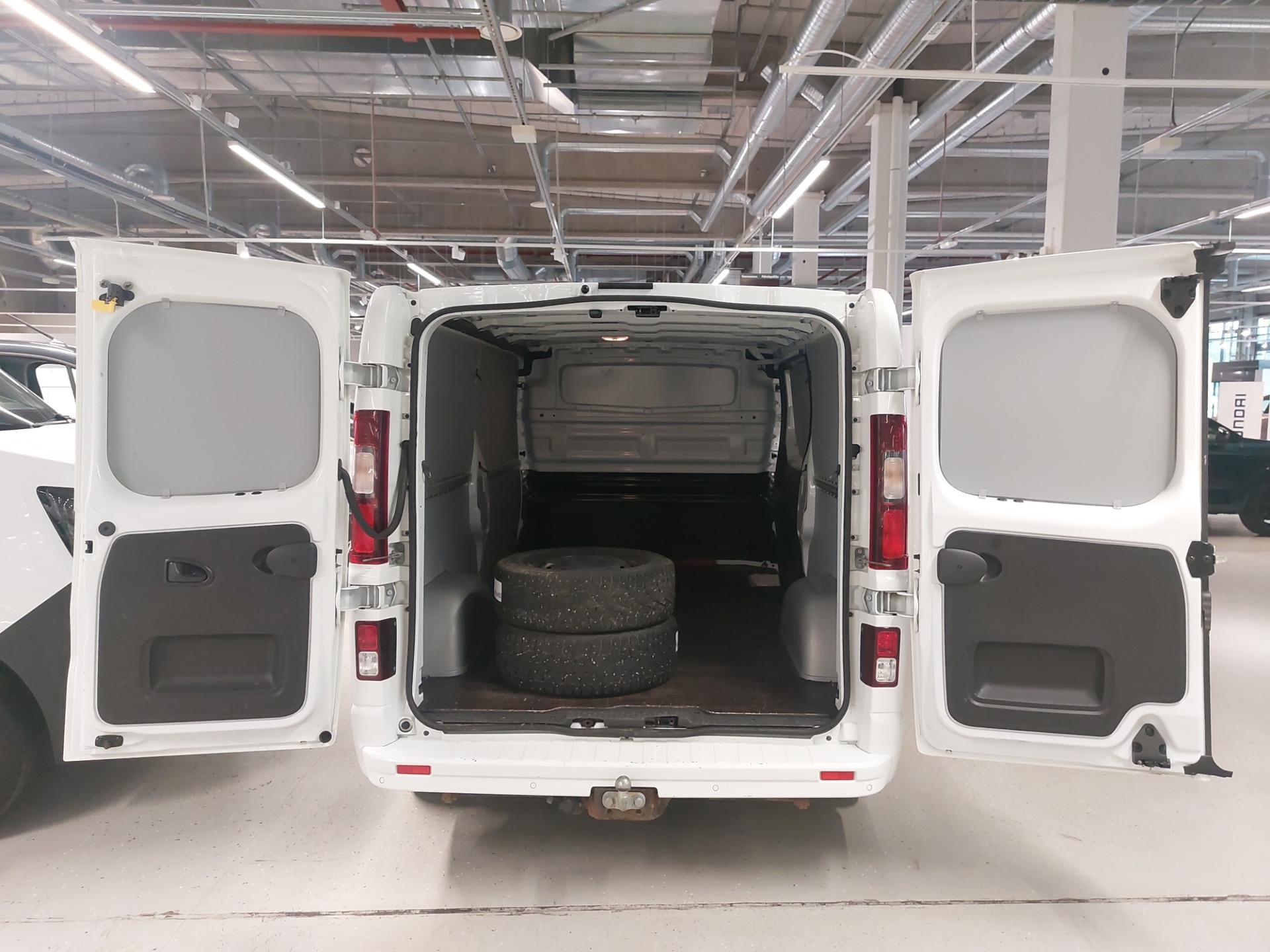RENAULT Trafic 2020