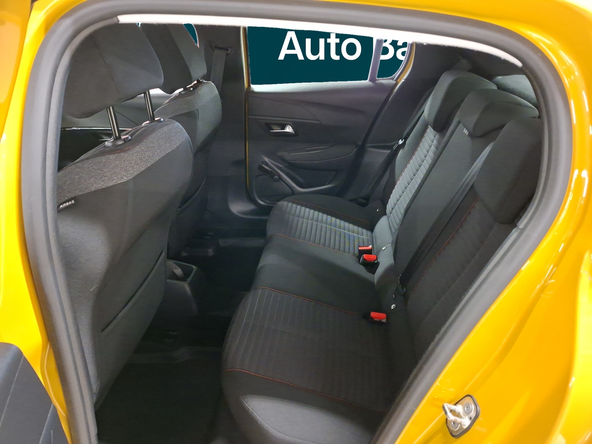 PEUGEOT 208 2022