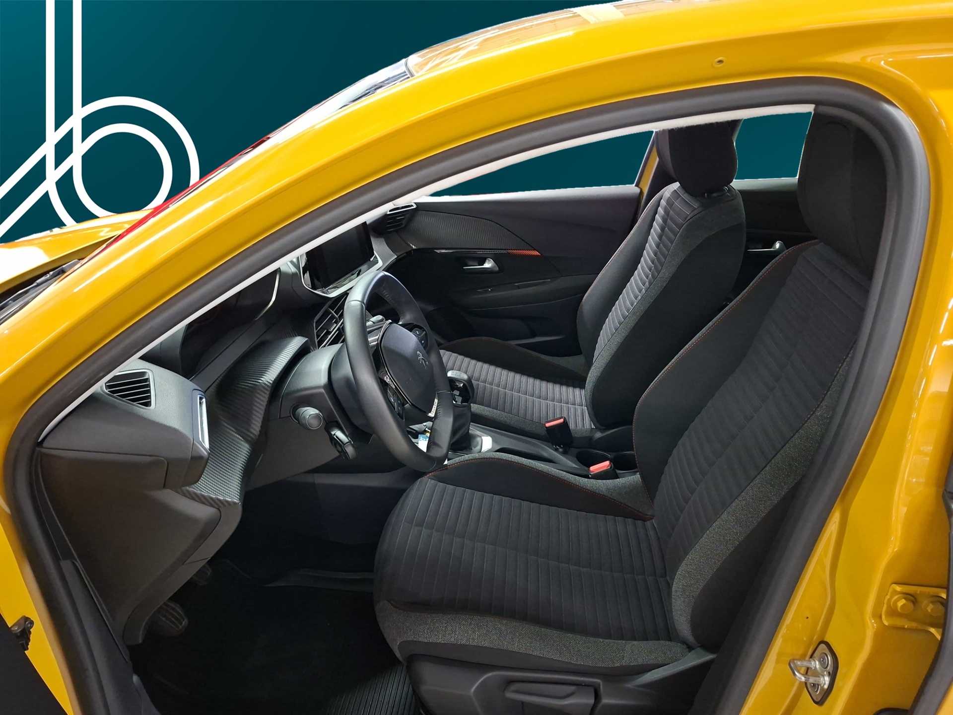 PEUGEOT 208 2022