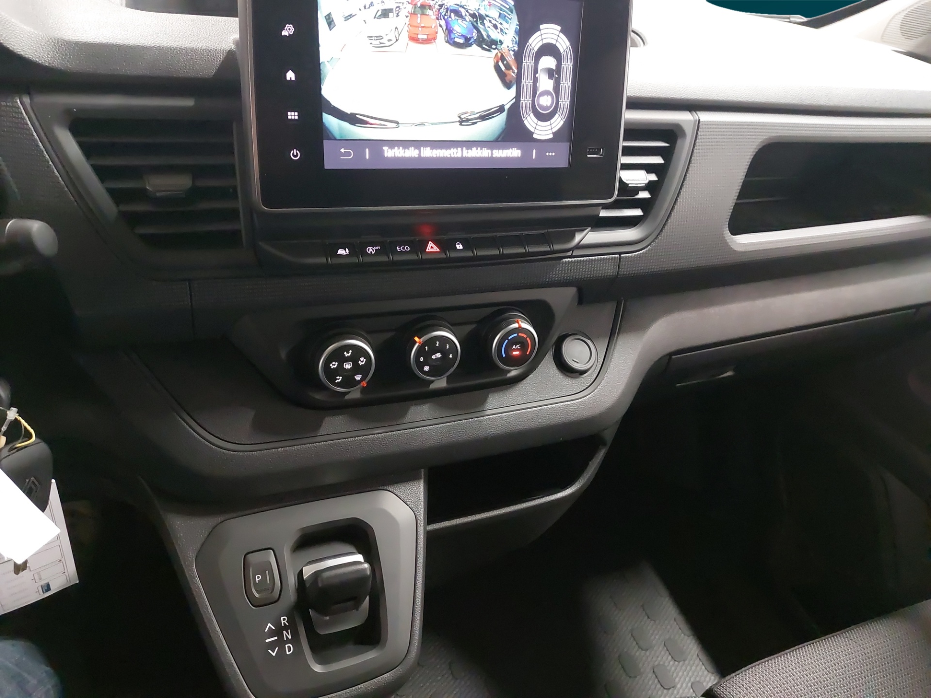 Renault Trafic Combi 2025