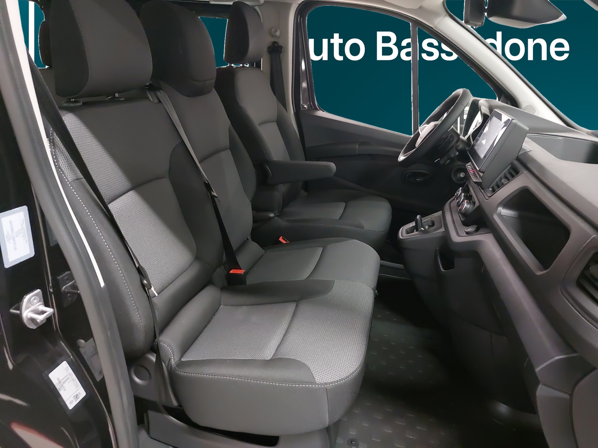 Renault Trafic Combi 2025