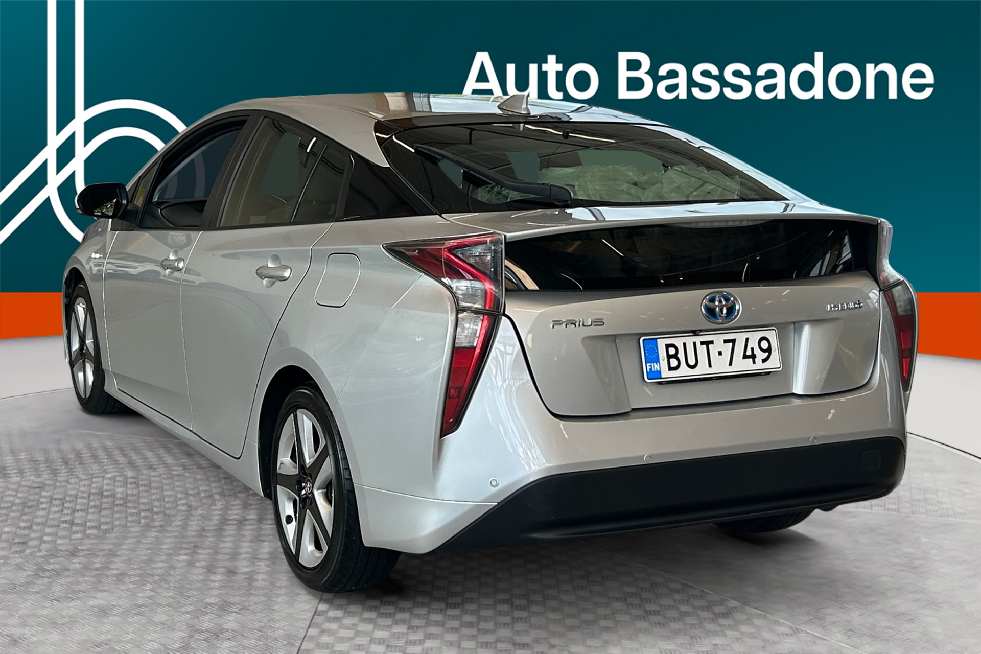 TOYOTA Prius 2017