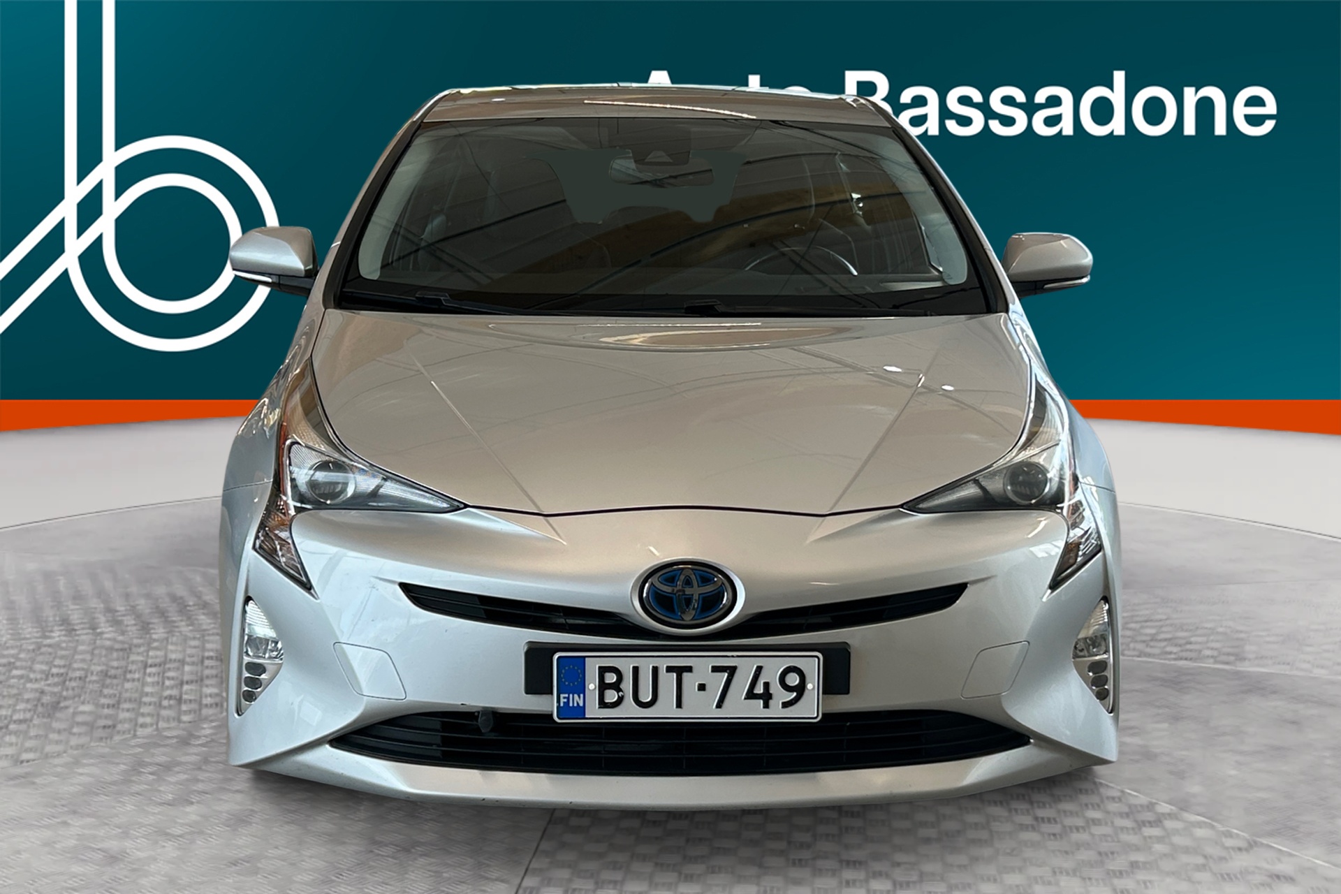TOYOTA Prius 2017