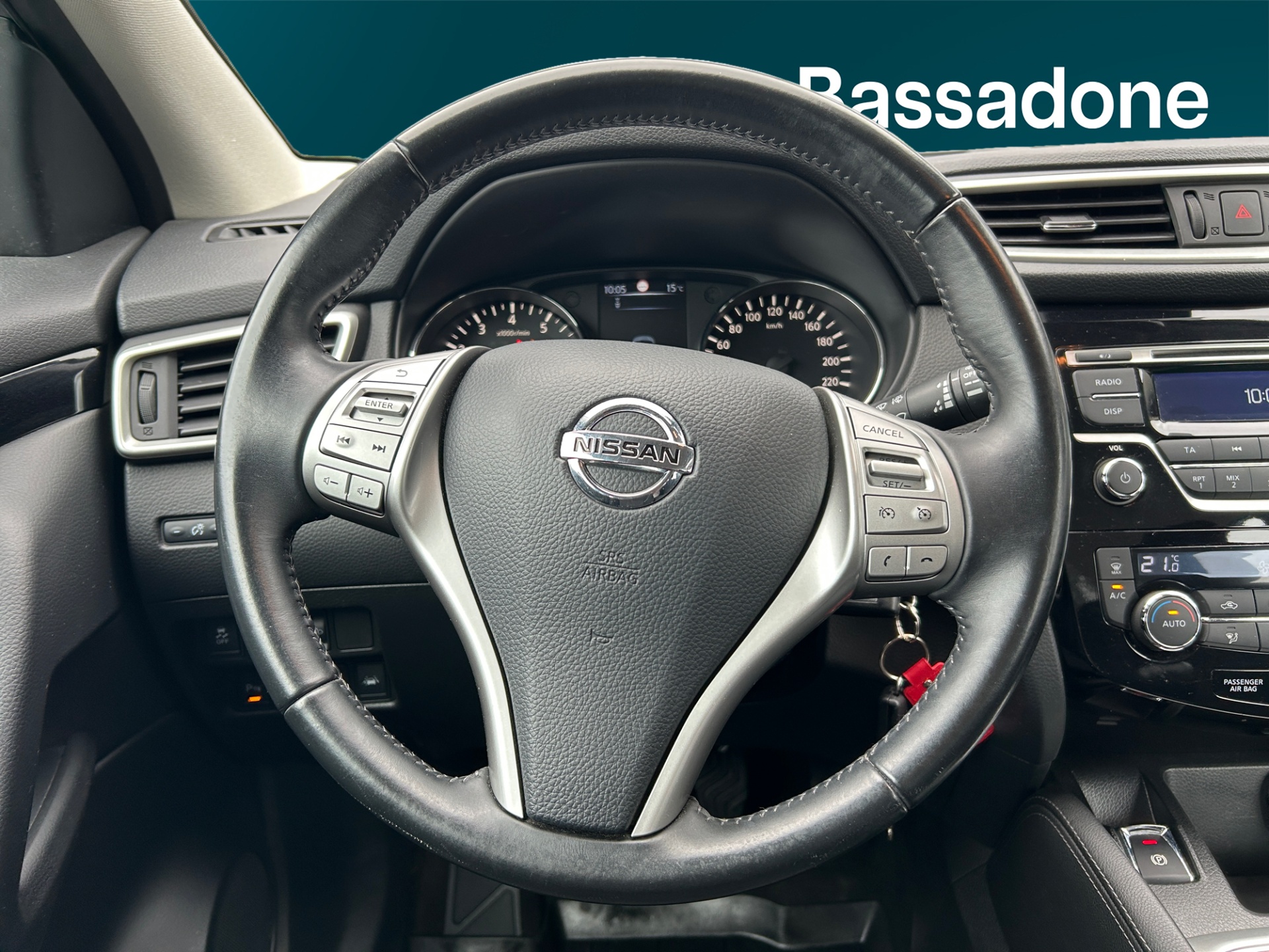 NISSAN Qashqai 2015