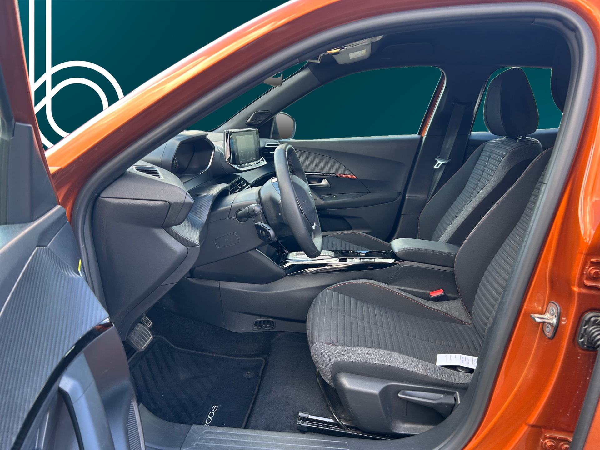 PEUGEOT e-2008 2023
