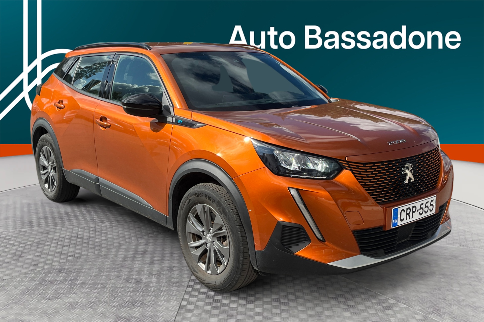 PEUGEOT e-2008 2023