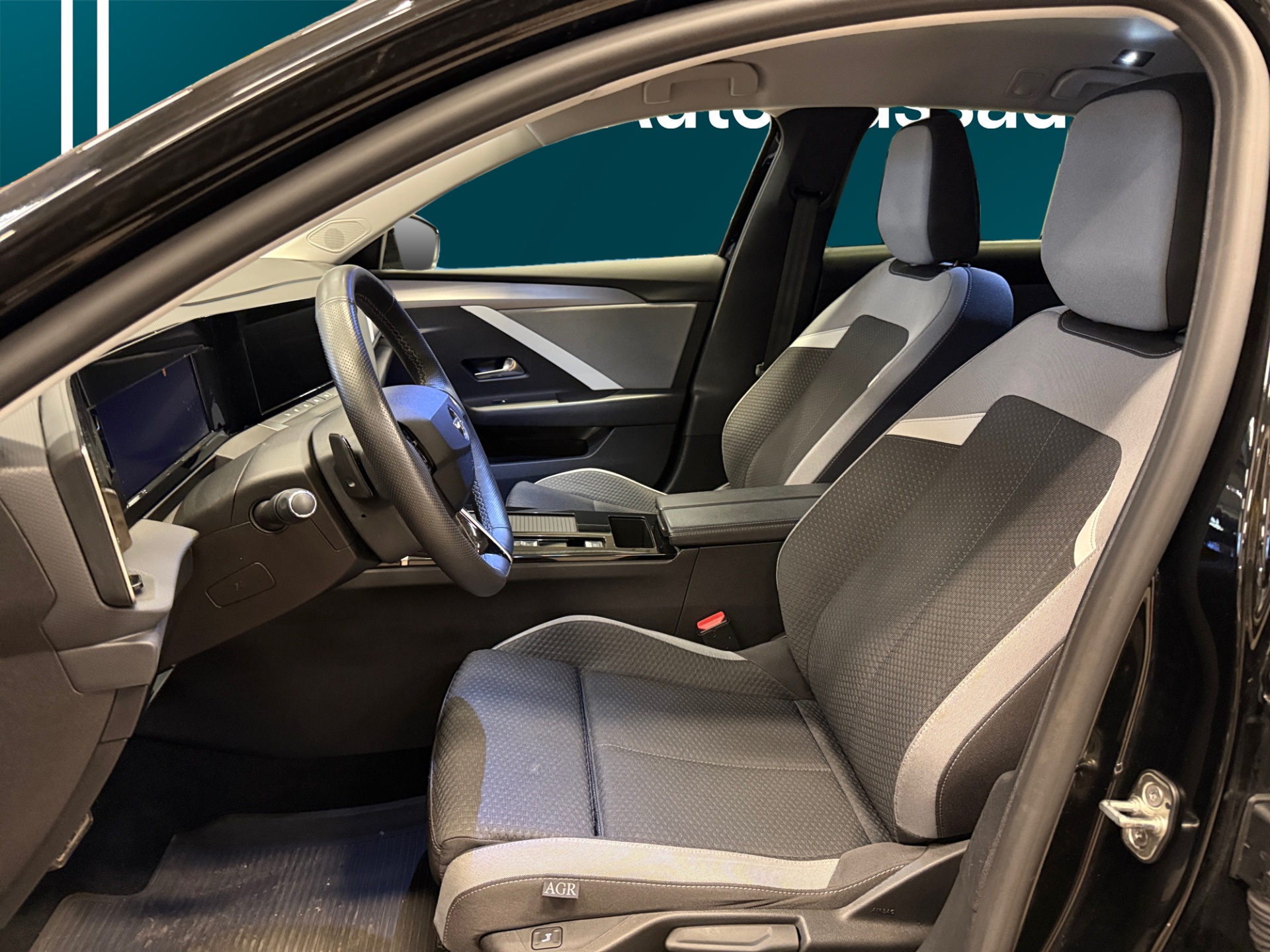 Opel Astra 2024