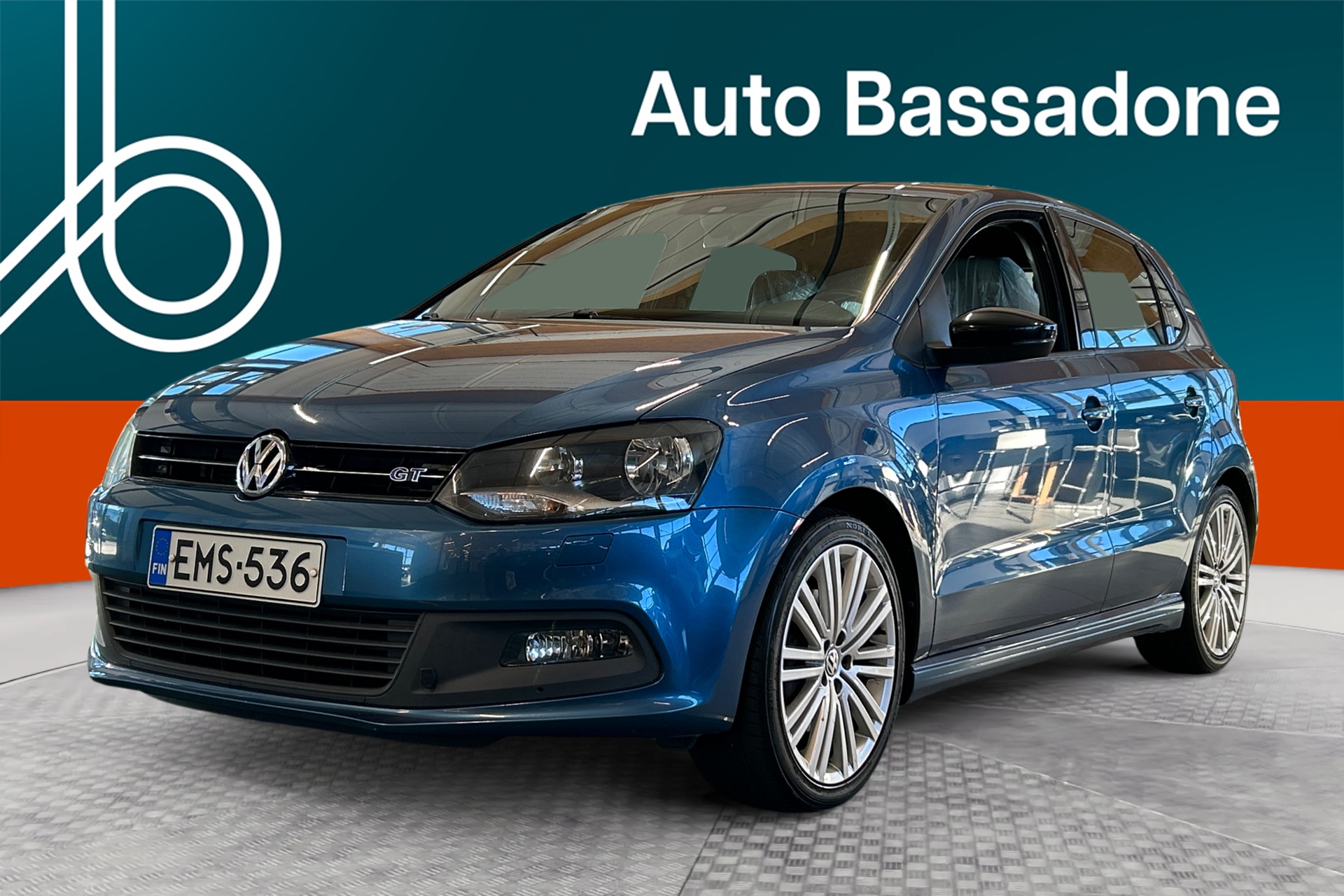 VOLKSWAGEN Polo 2014