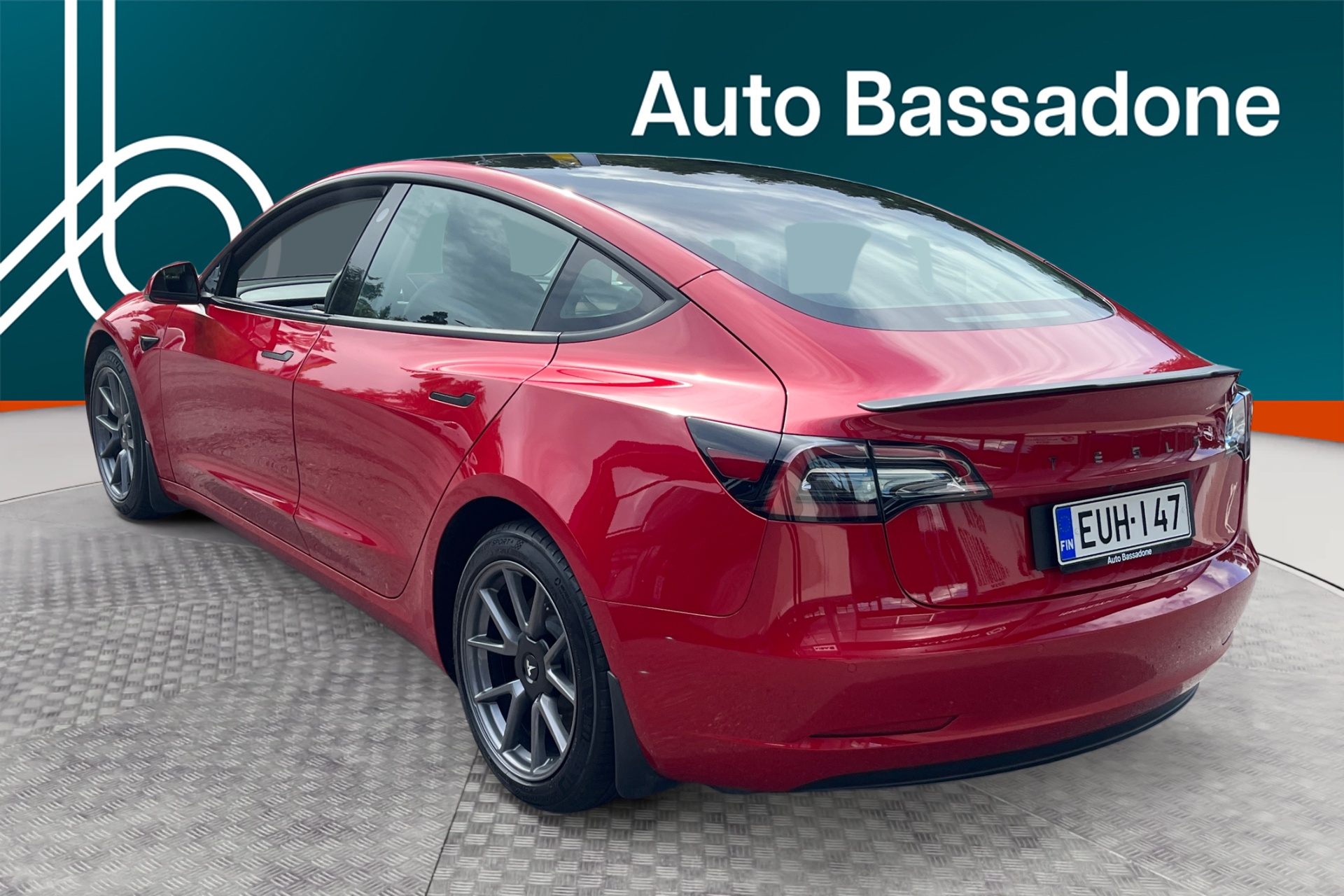 TESLA Model 3 2021