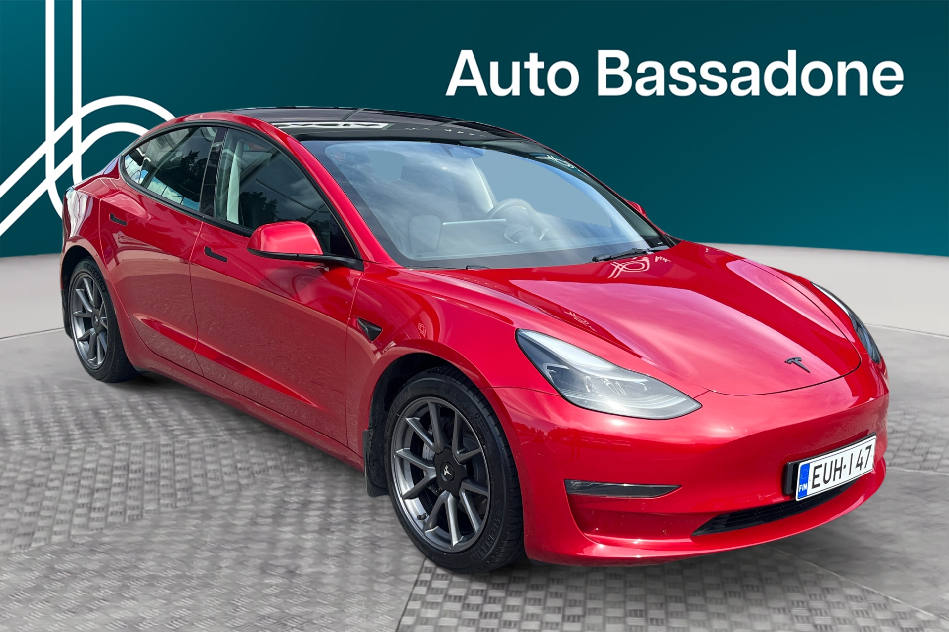 TESLA Model 3 2021