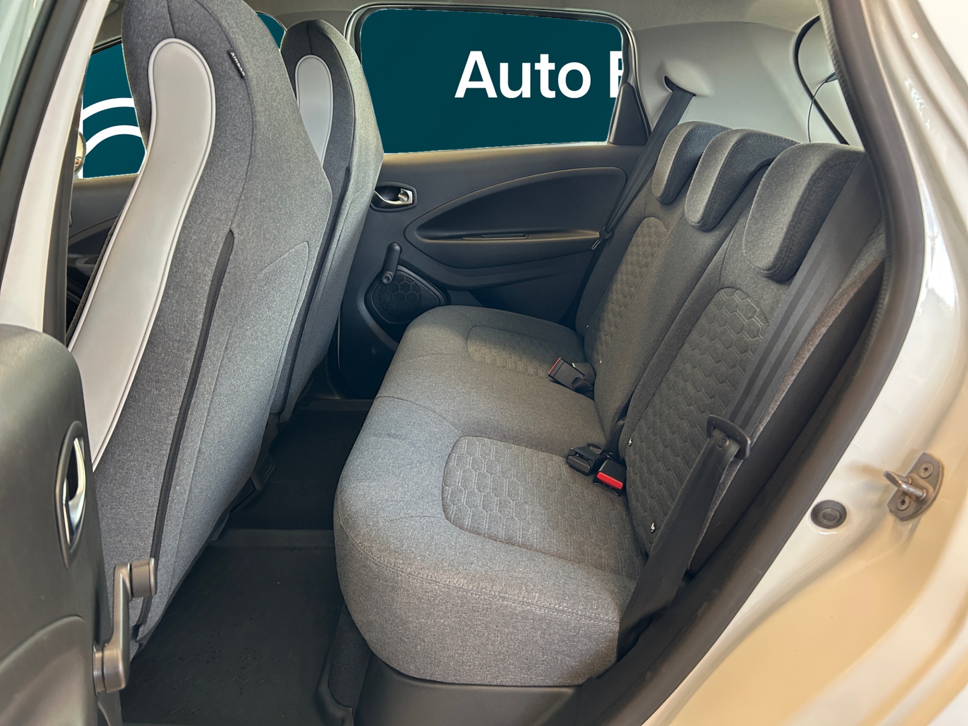 RENAULT Zoe 2024