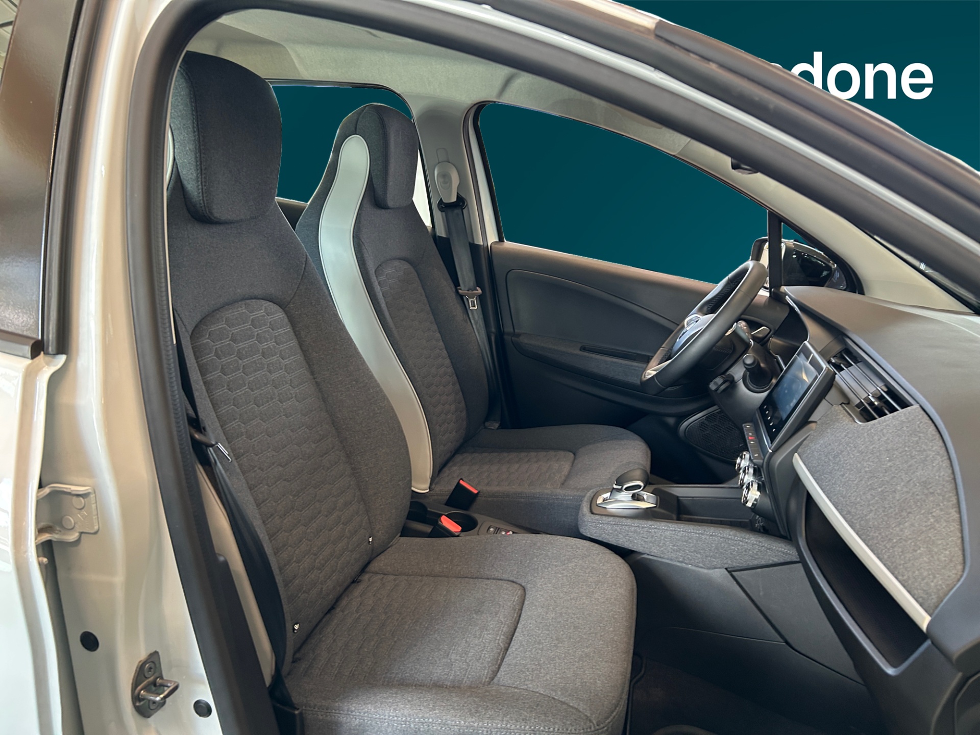 RENAULT Zoe 2024