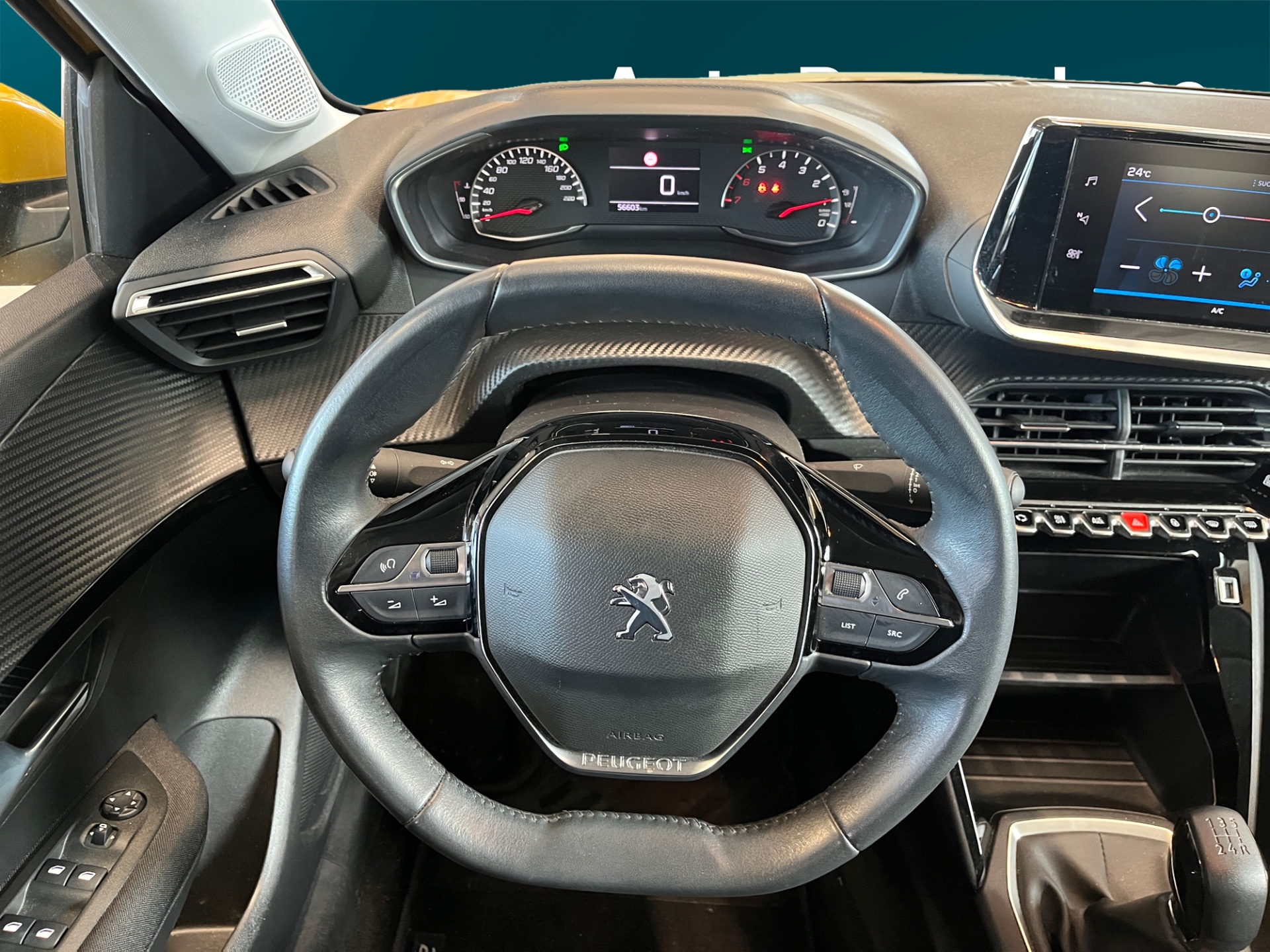 PEUGEOT 208 2022
