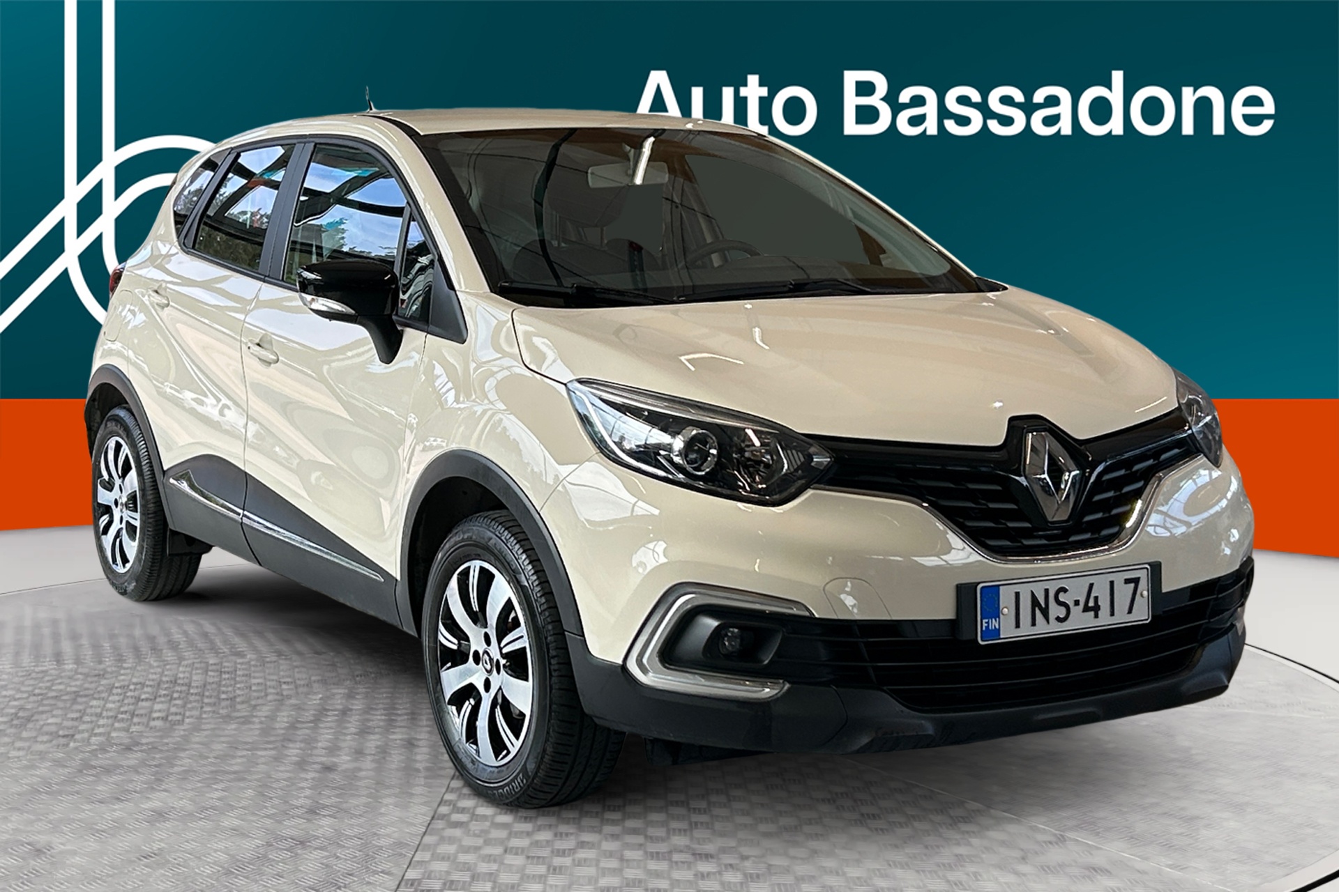 RENAULT Captur 2017