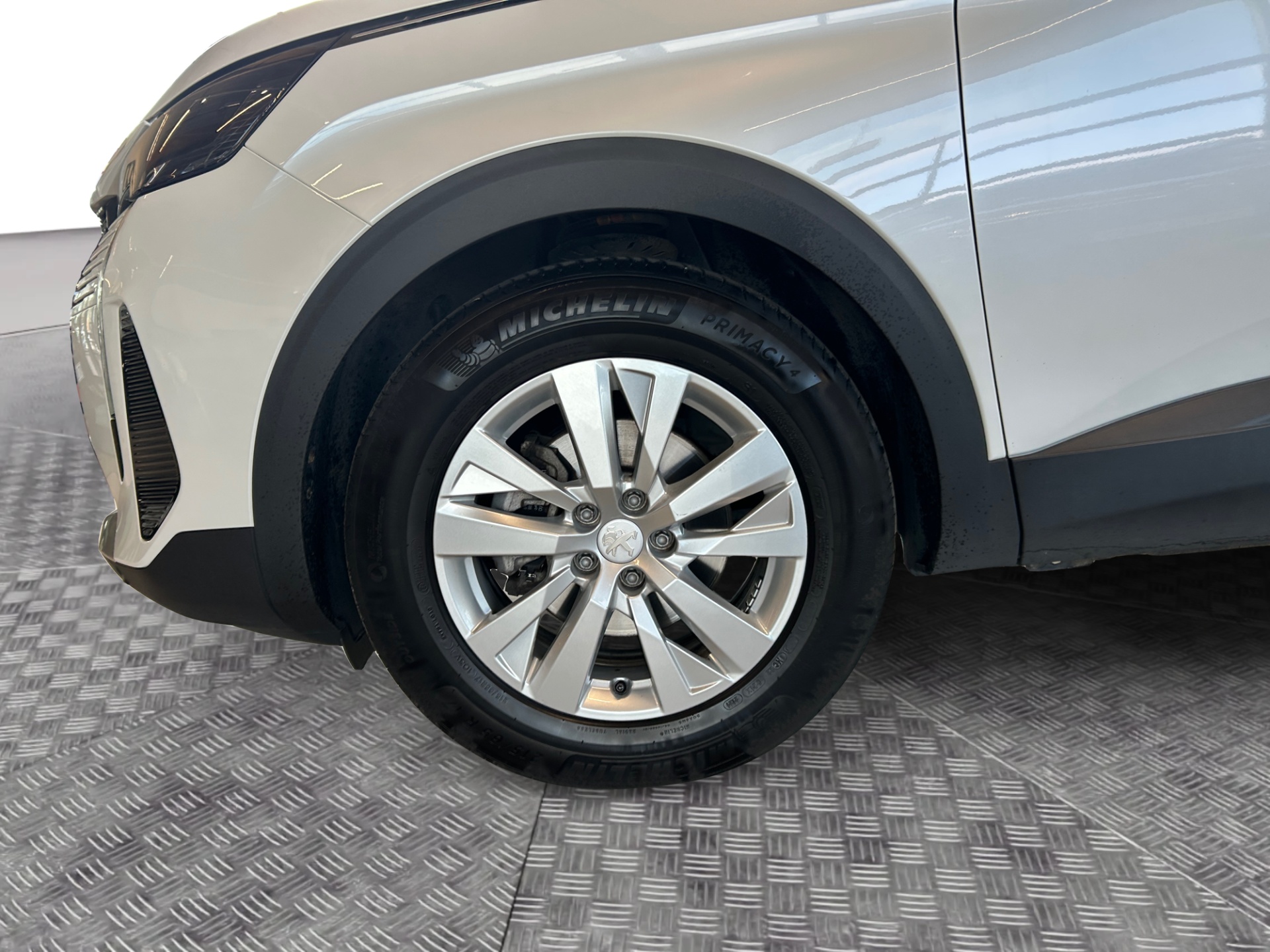PEUGEOT 3008 2021