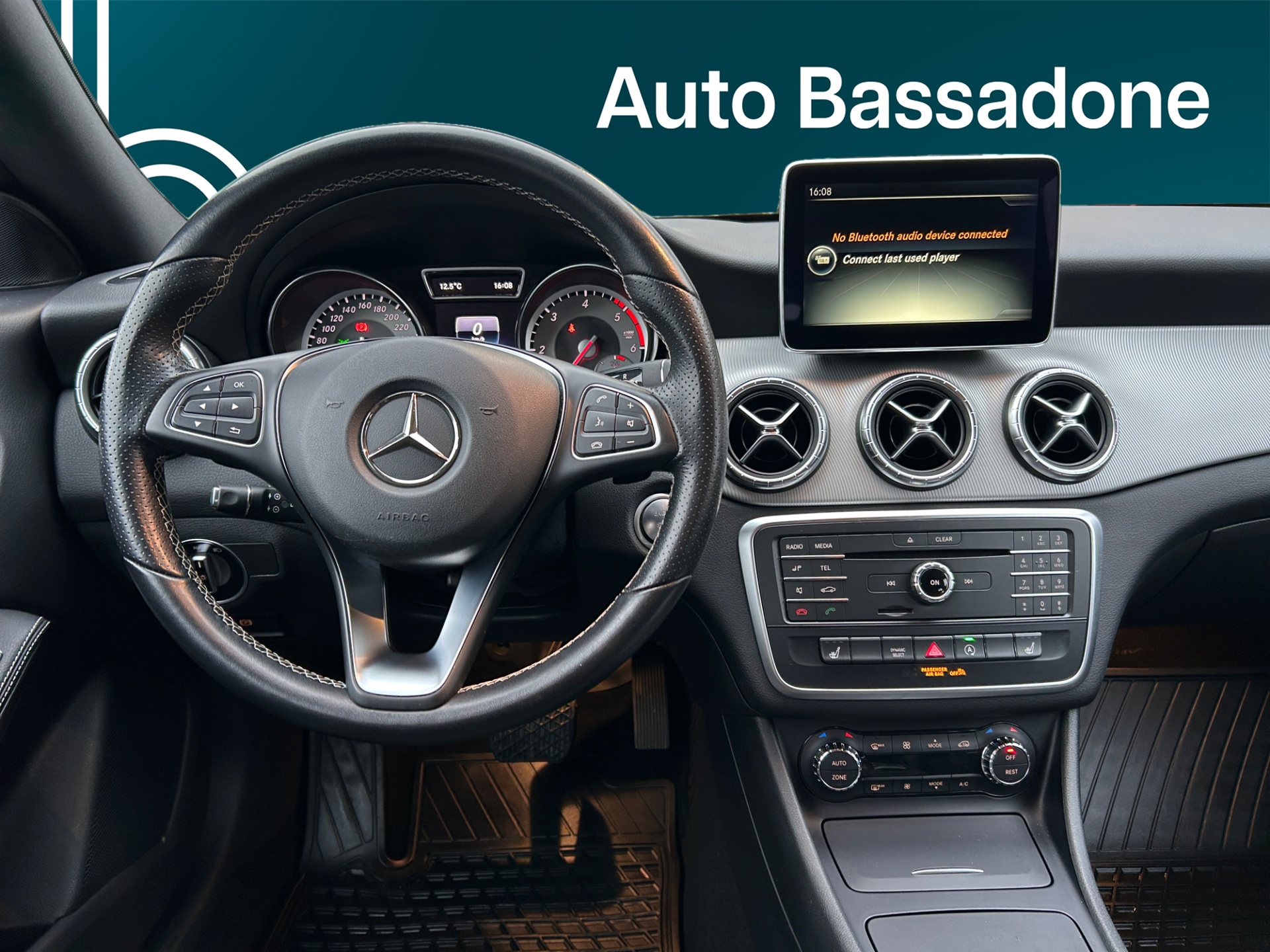 MERCEDES-BENZ CLA 2016