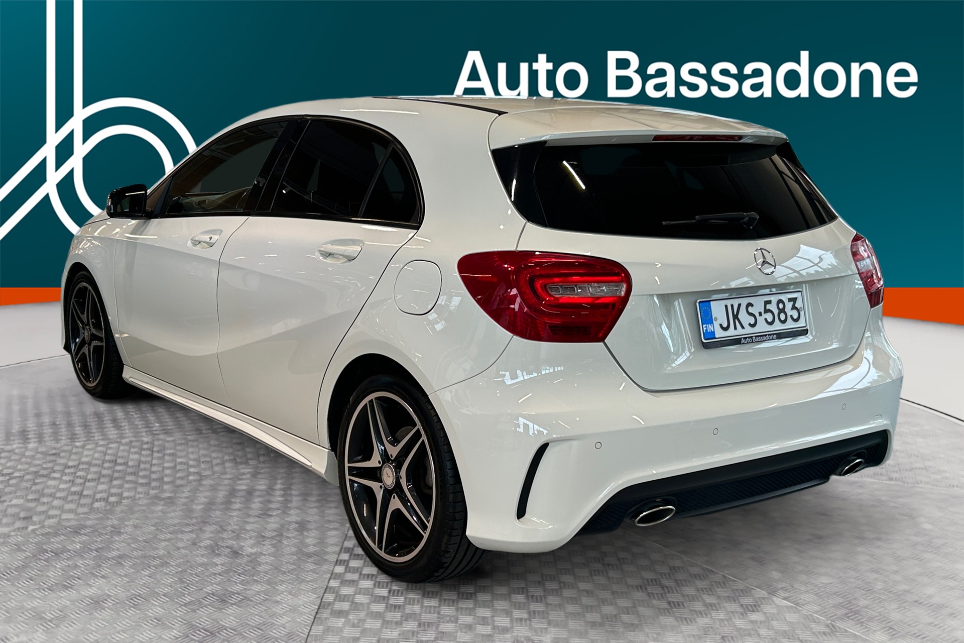 MERCEDES-BENZ A 2014