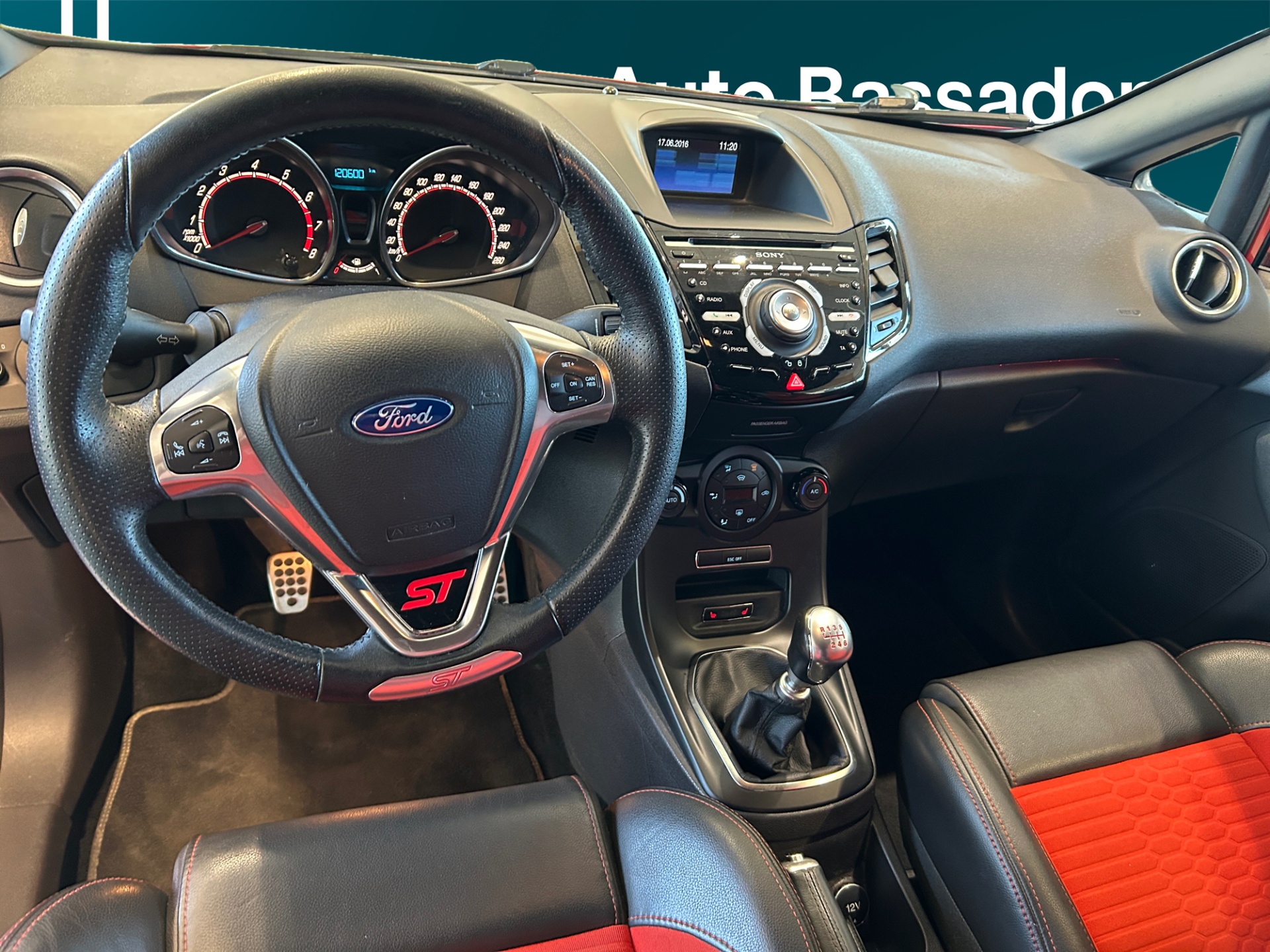 FORD Fiesta 2015