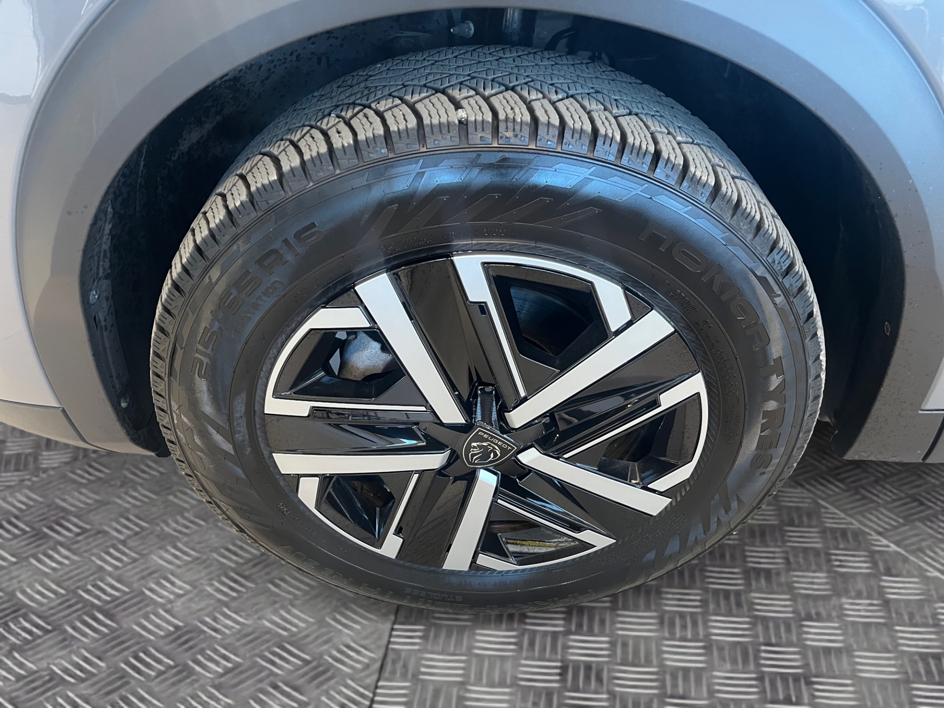 PEUGEOT 2008 2024
