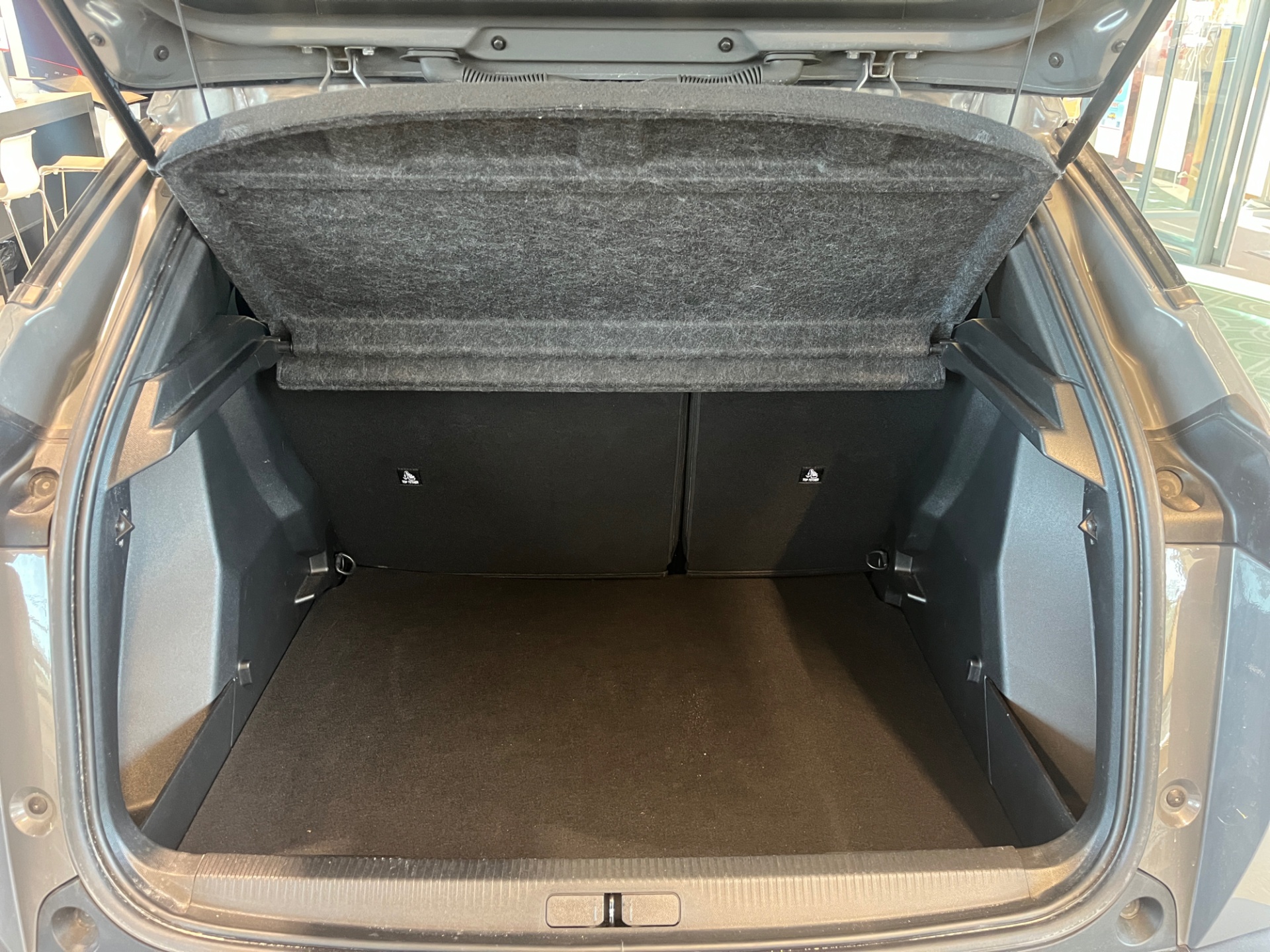 PEUGEOT 2008 2024