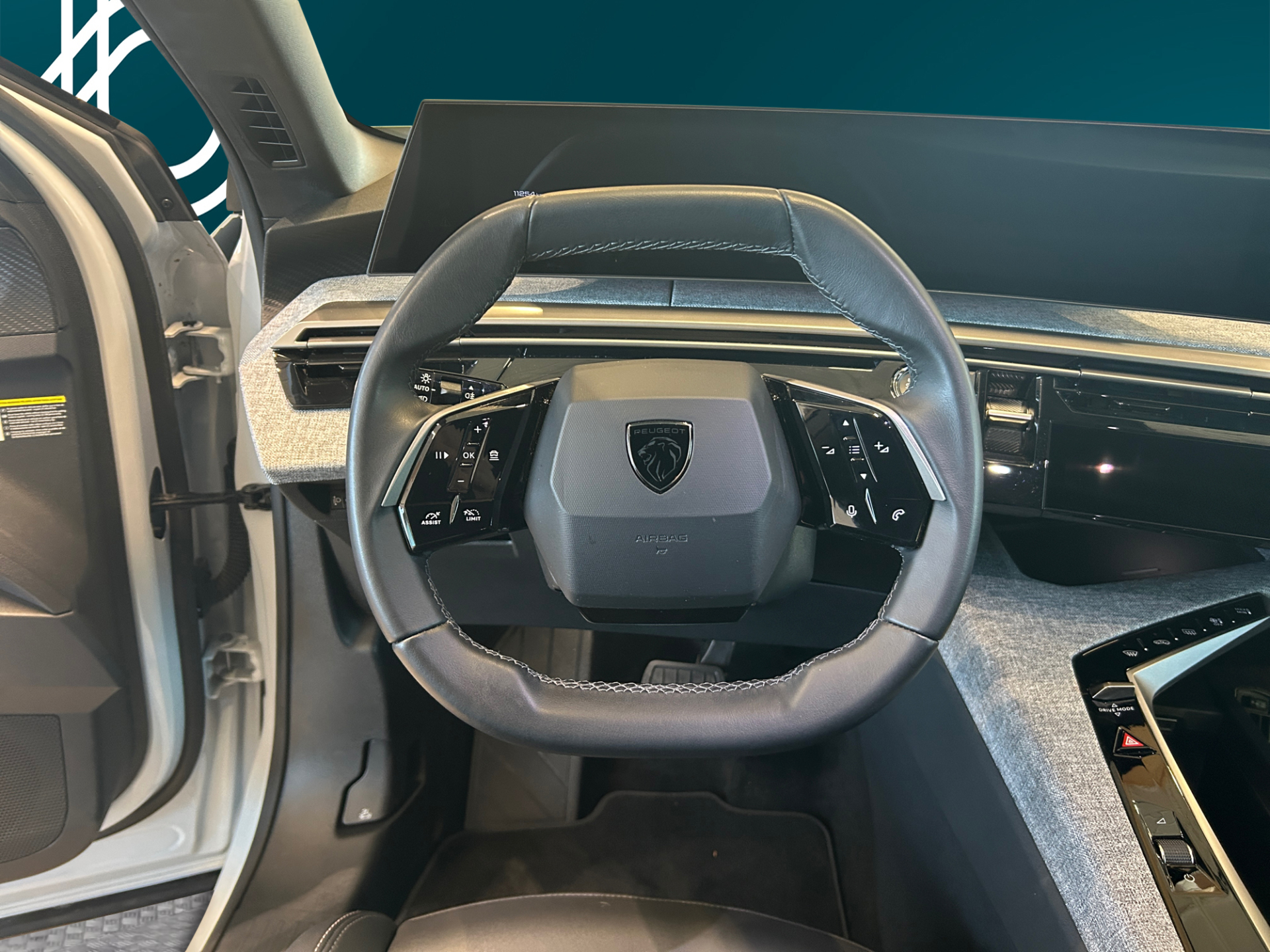 PEUGEOT 3008 2025
