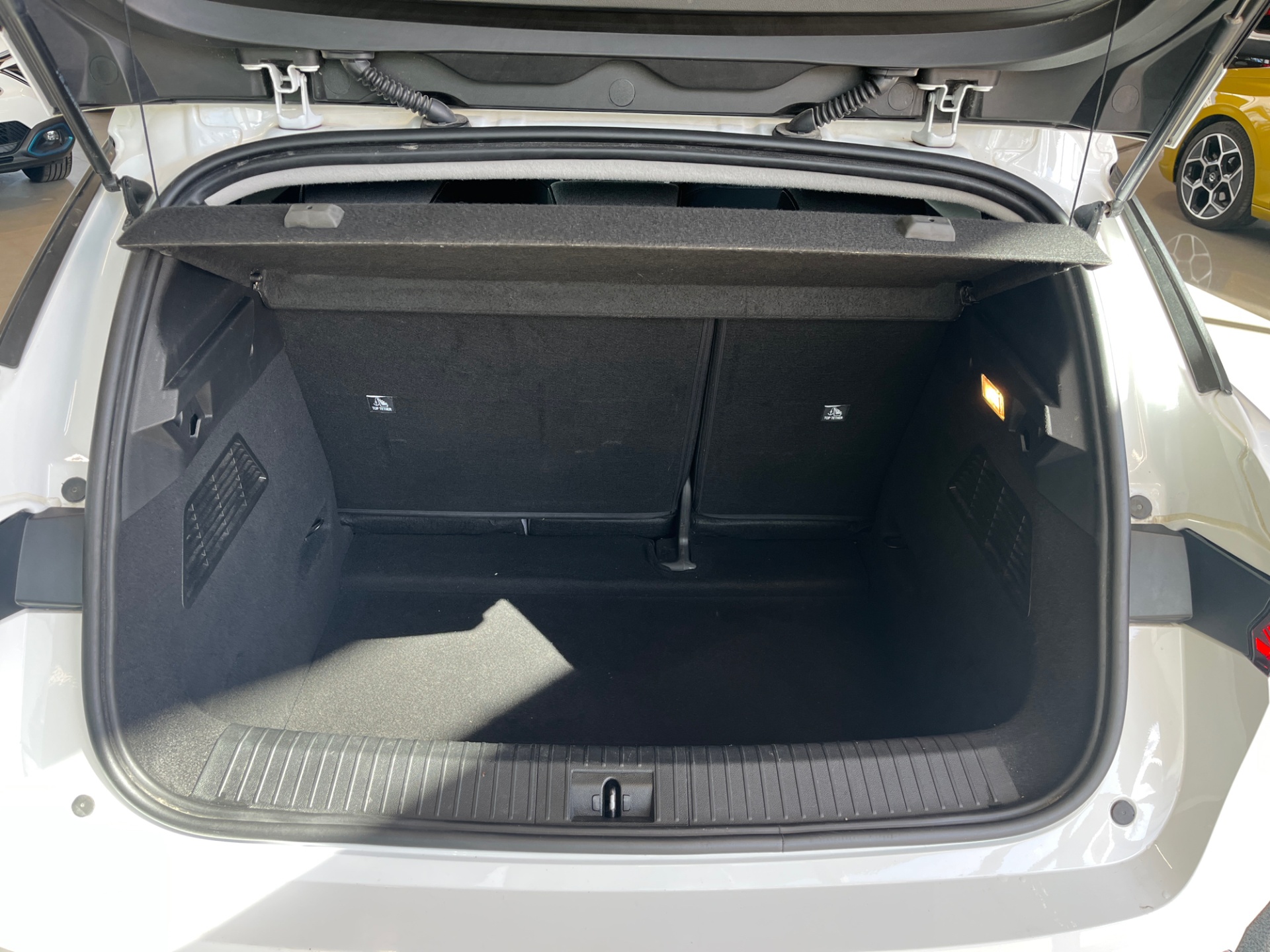 RENAULT Megane 2023