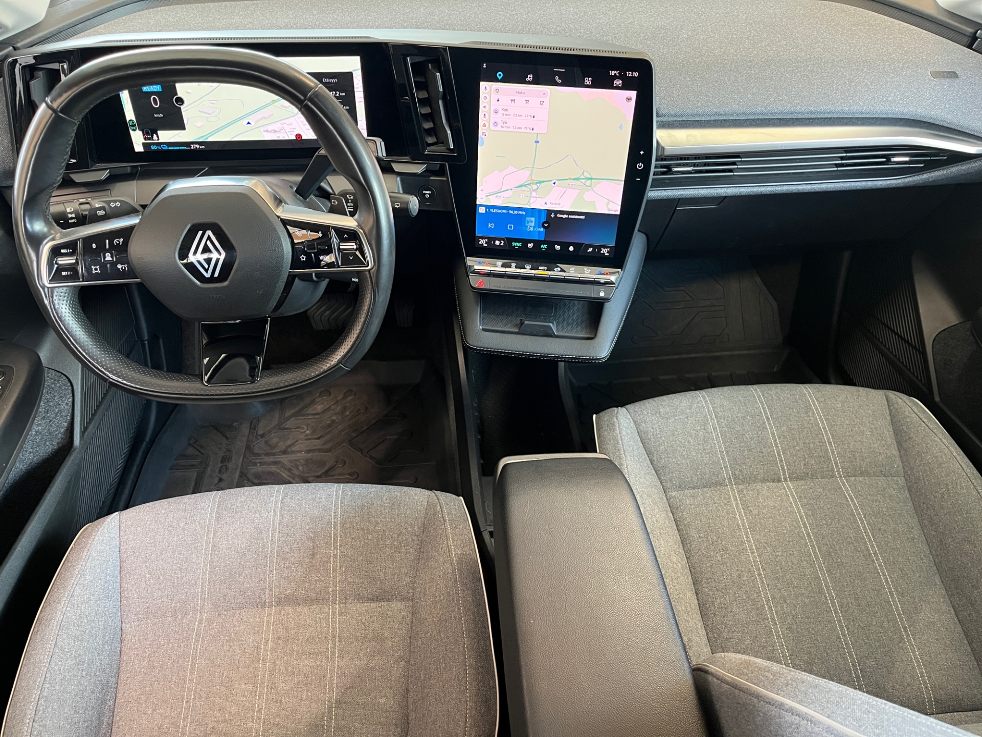 RENAULT Megane 2023