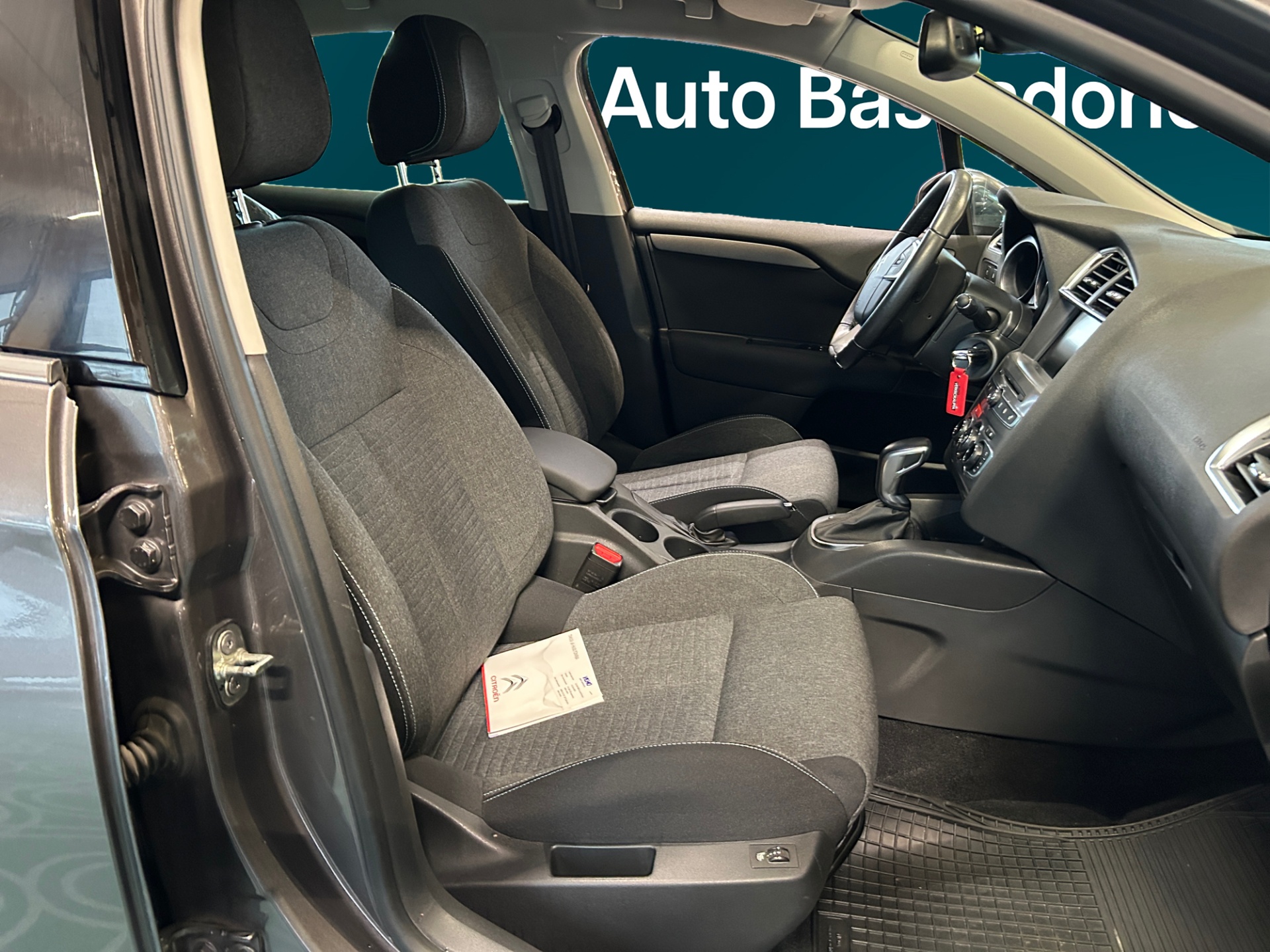 CITROEN C4 2016