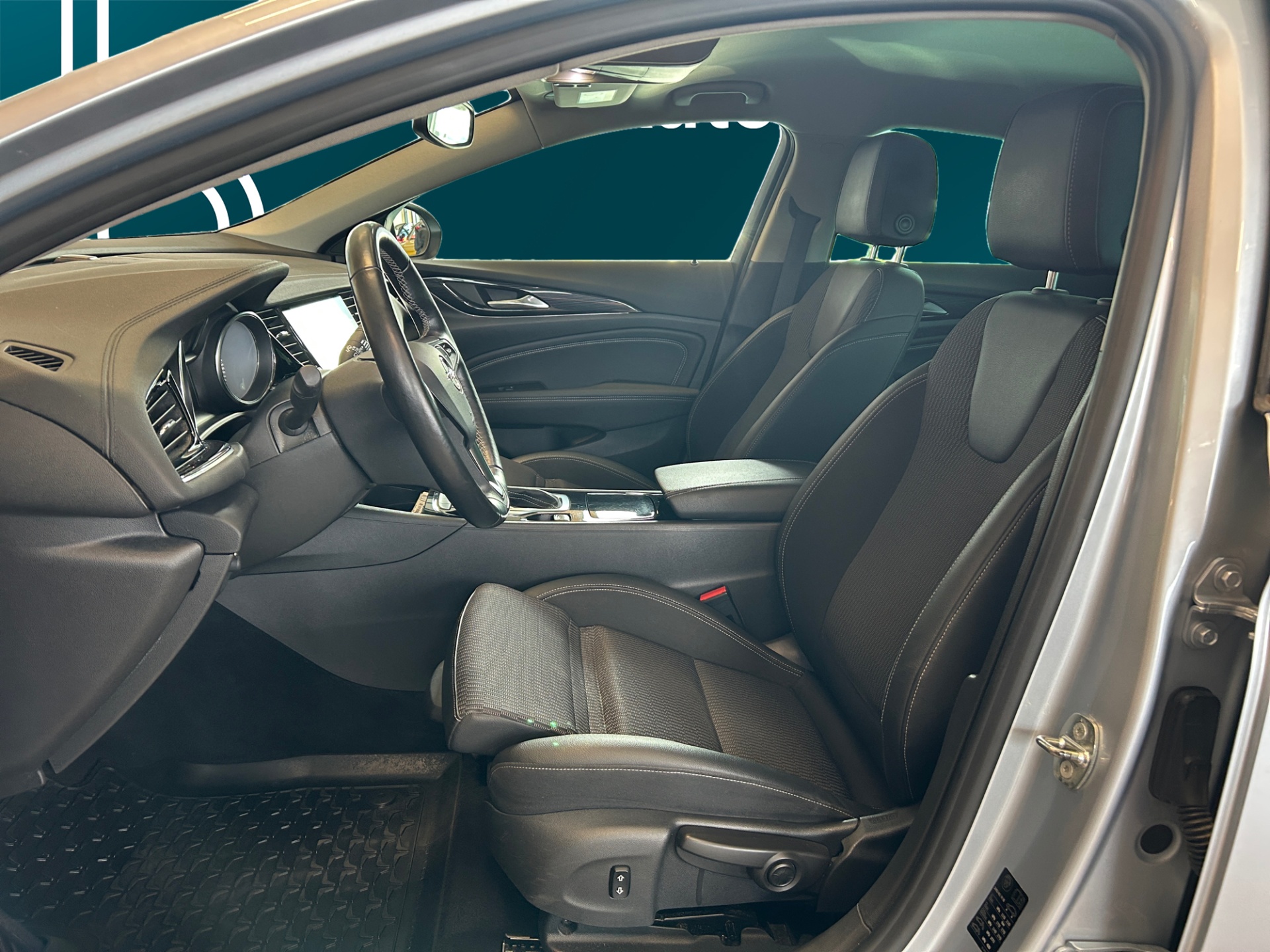 OPEL Insignia 2017
