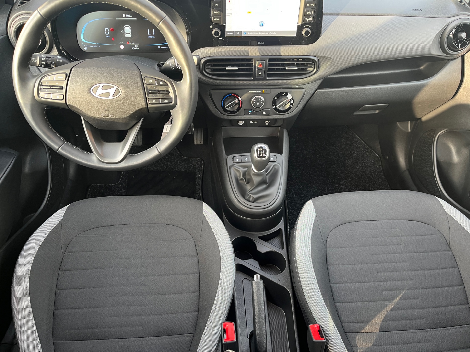 HYUNDAI I10 2024