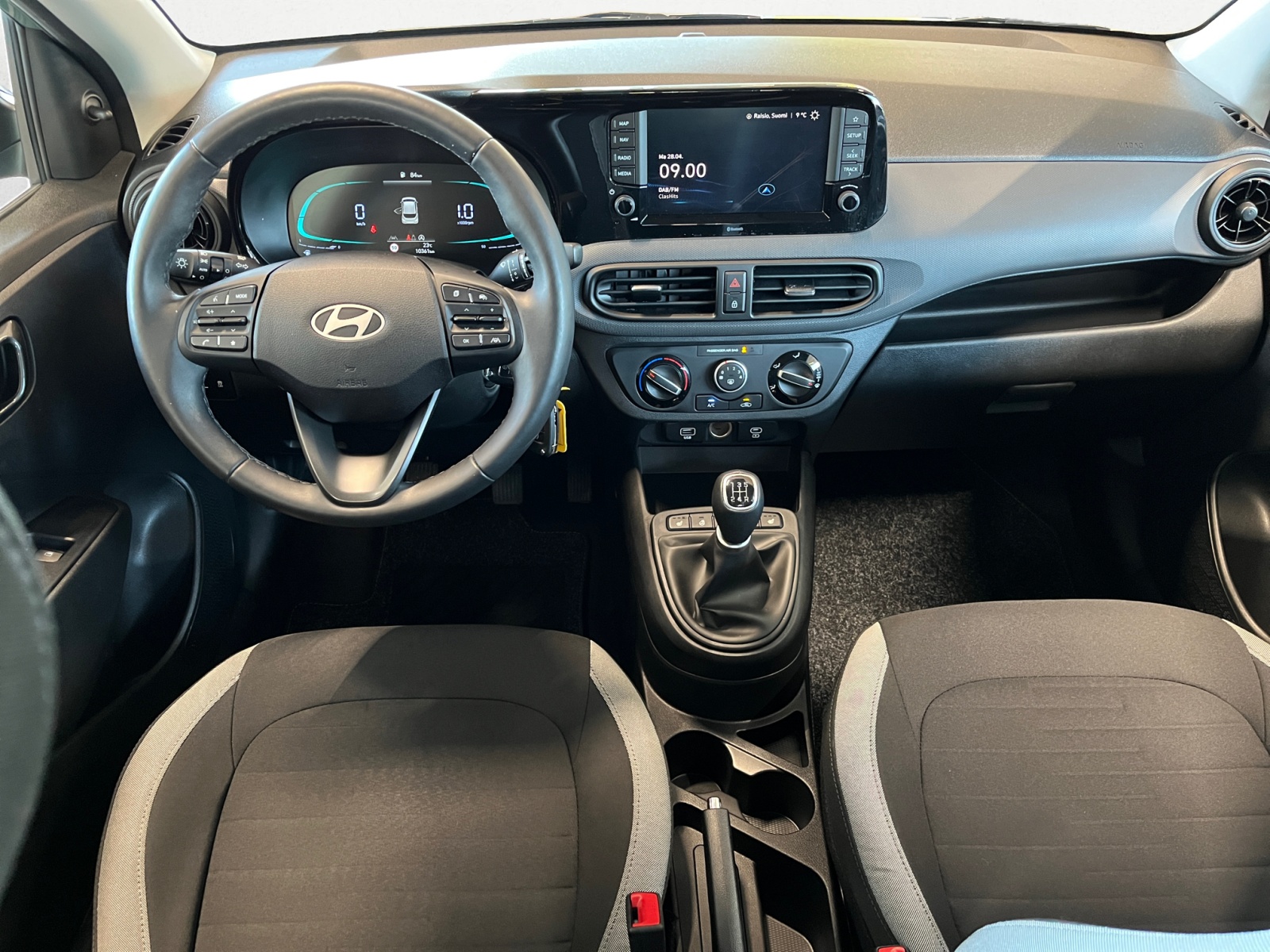 HYUNDAI I10 2024