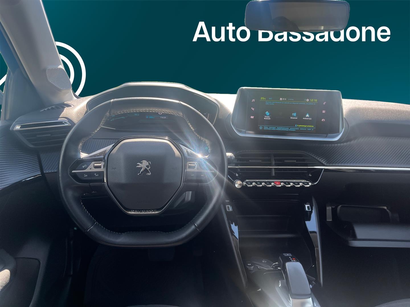 PEUGEOT e-208 2022