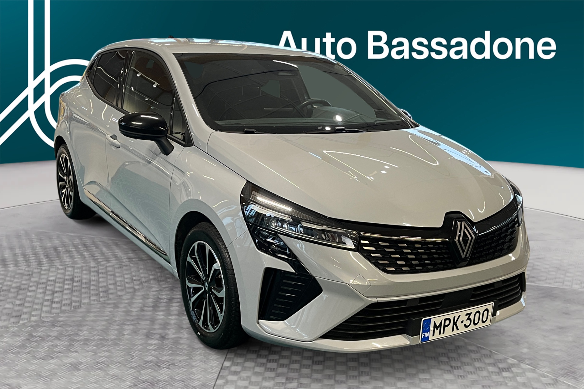 RENAULT Clio 2023