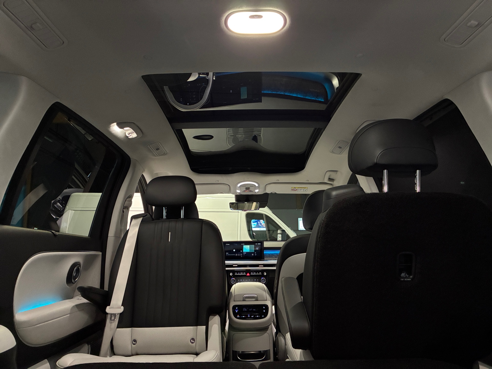 Hyundai IONIQ 9 2025