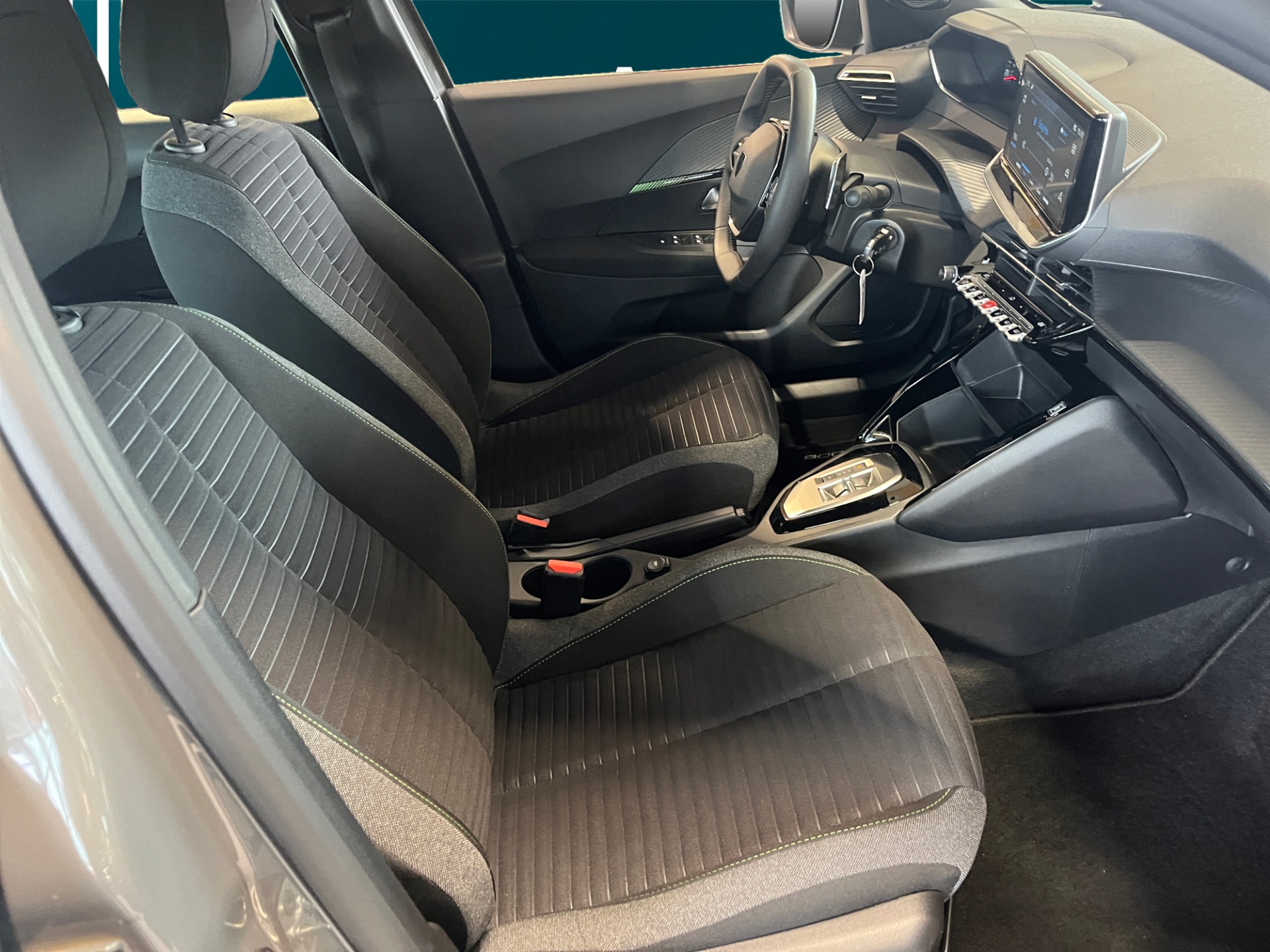PEUGEOT 2008 2024