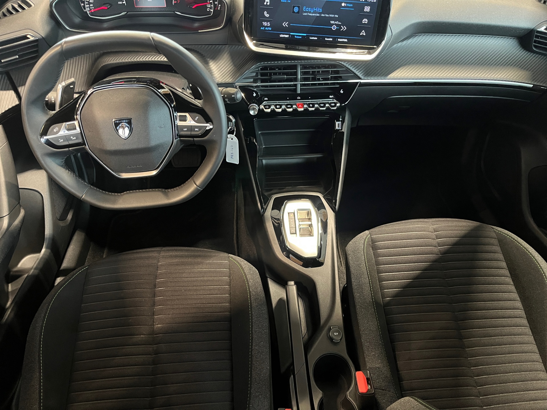 PEUGEOT 2008 2024