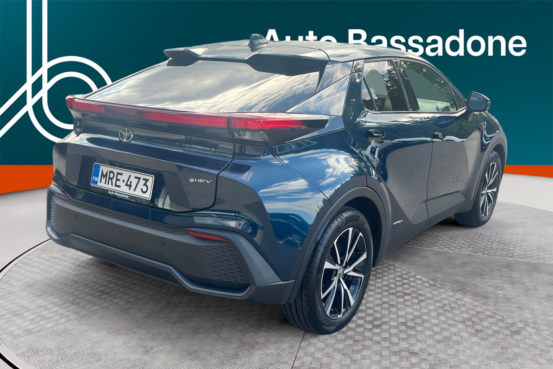 TOYOTA C-HR 2024