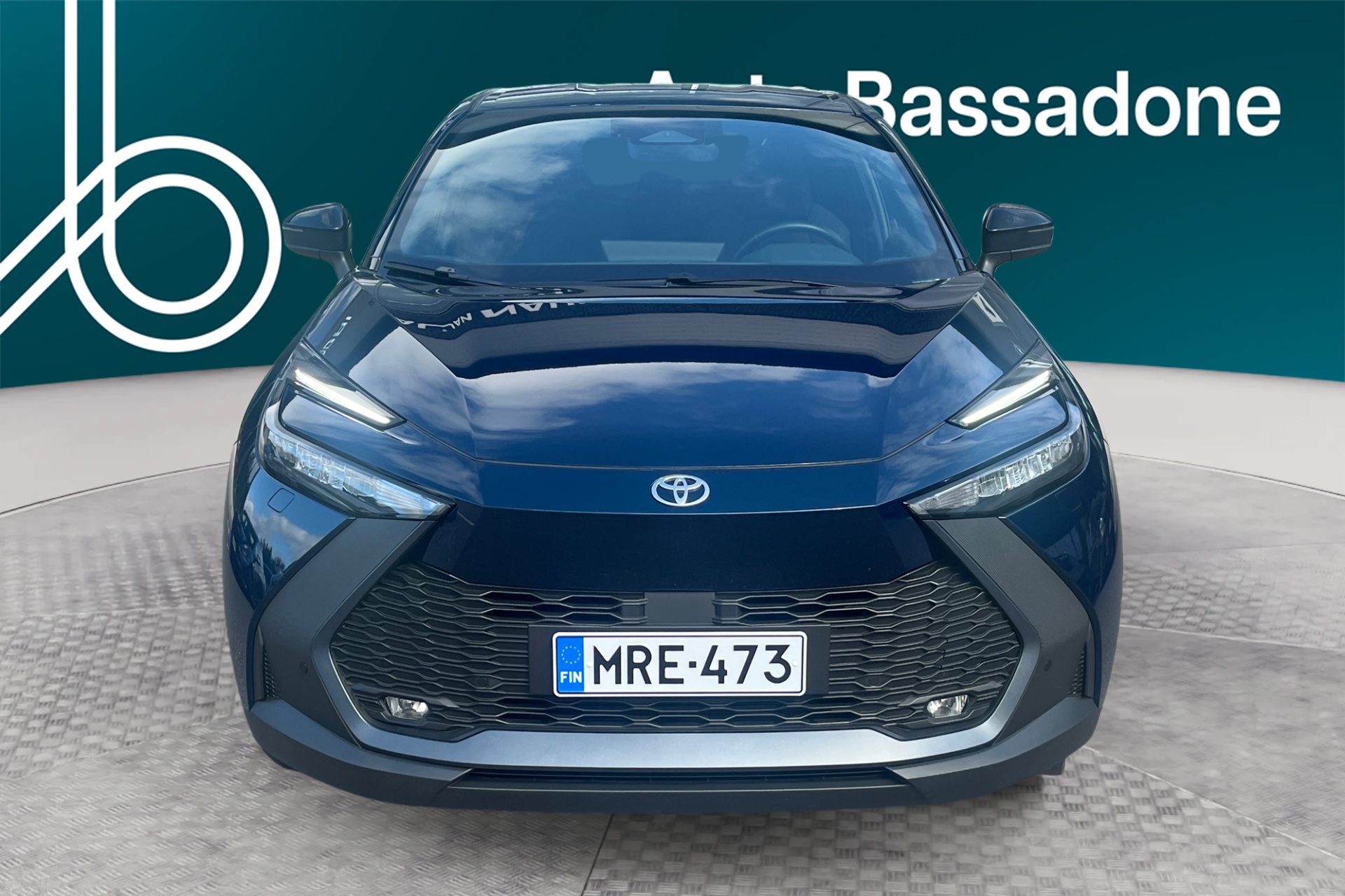 TOYOTA C-HR 2024
