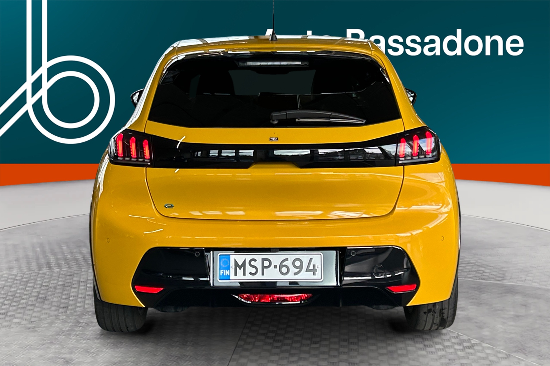 PEUGEOT e-208 2023