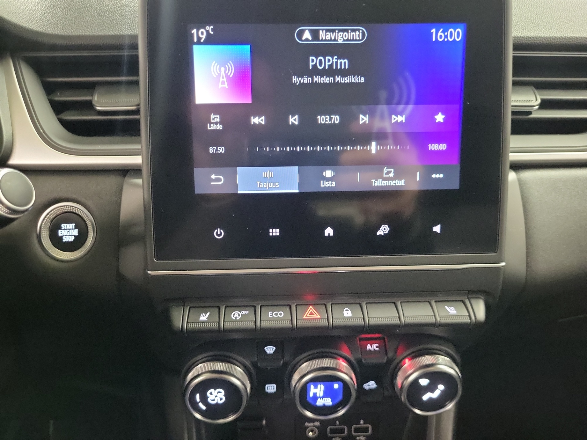 RENAULT Captur 2022