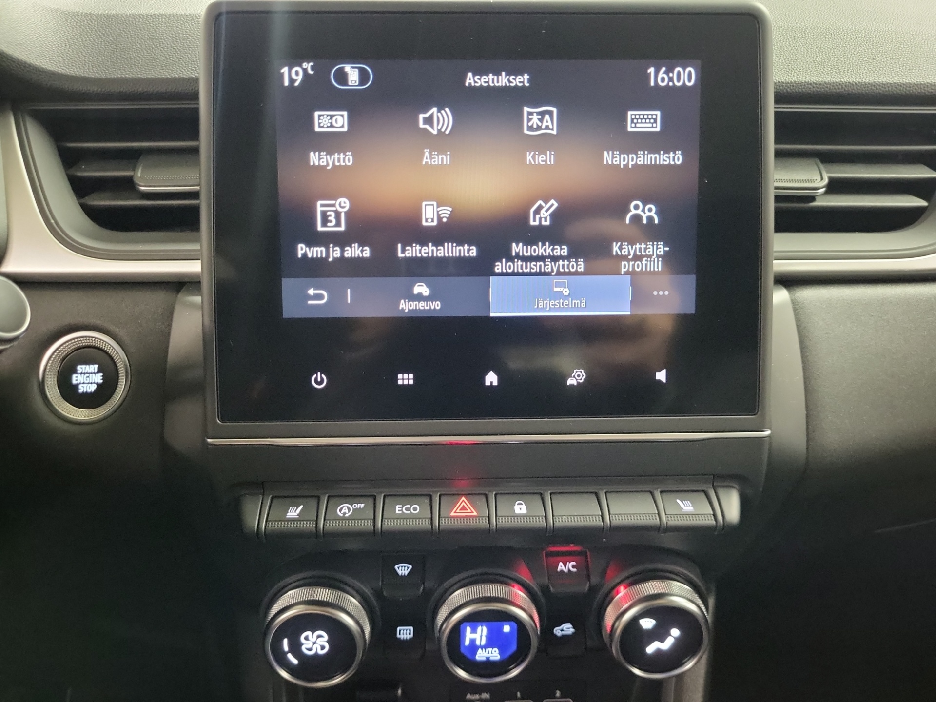 RENAULT Captur 2022