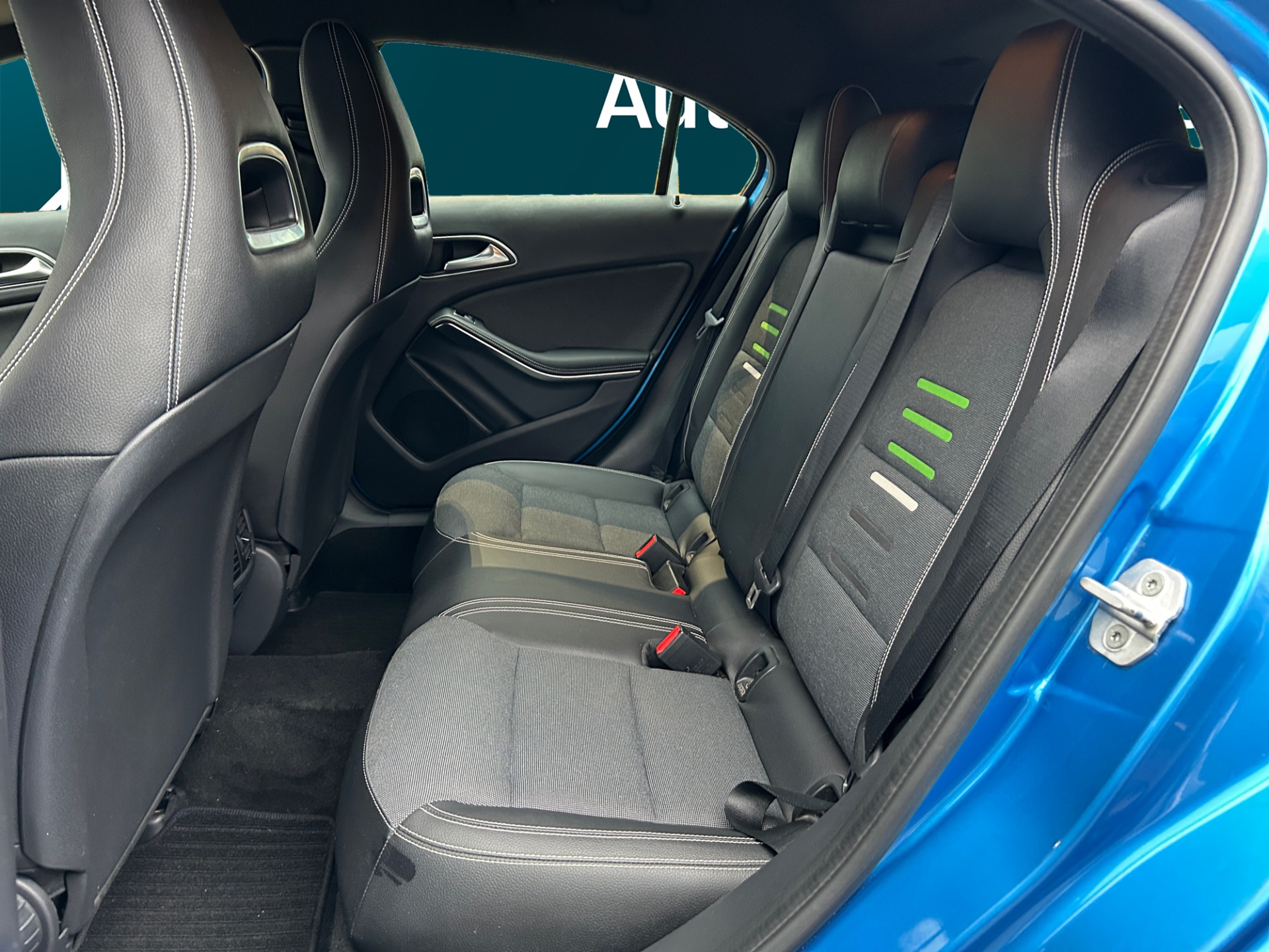 MERCEDES-BENZ A 2016