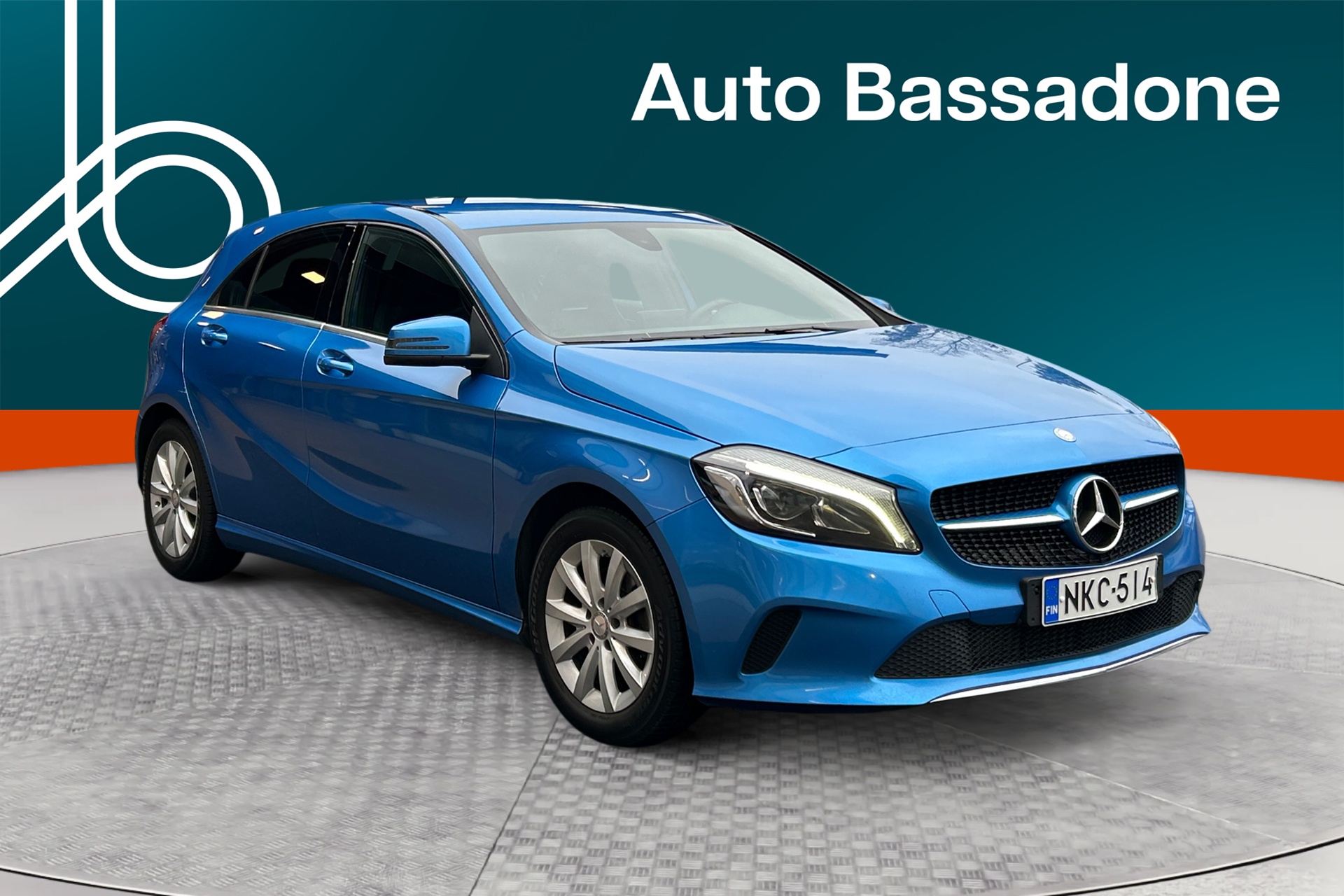 MERCEDES-BENZ A 2016