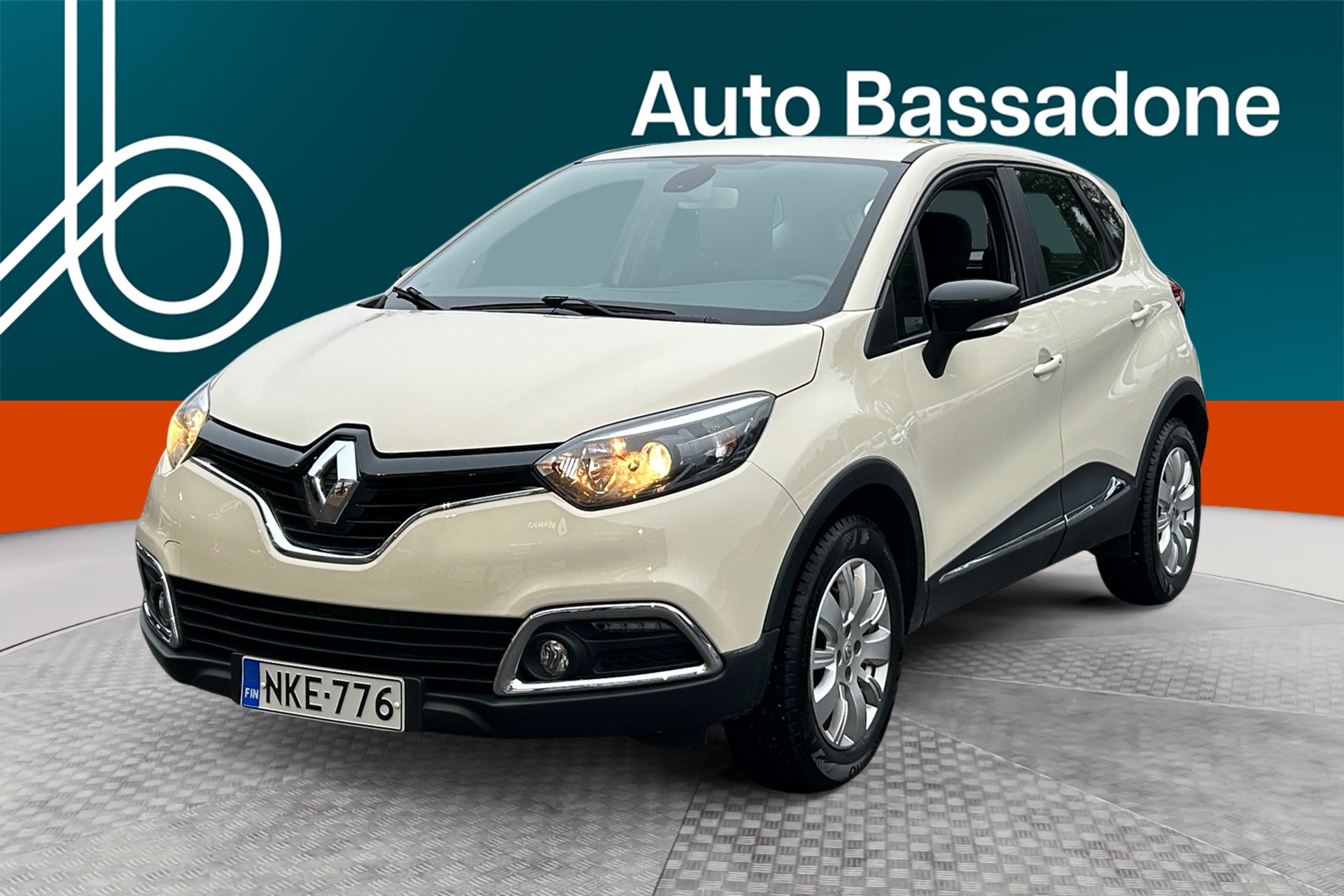 RENAULT Captur 2015