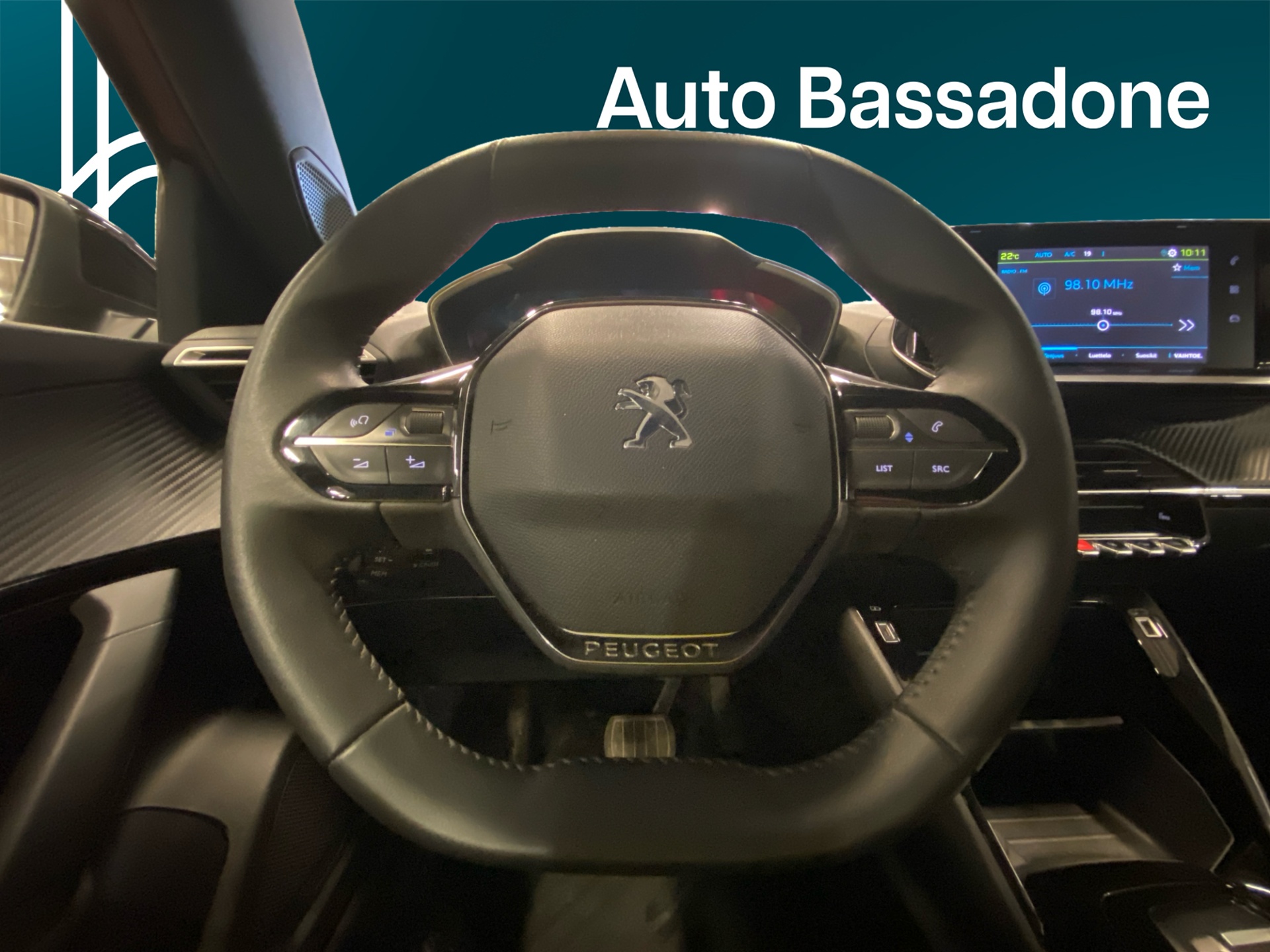 Peugeot e-2008 2023